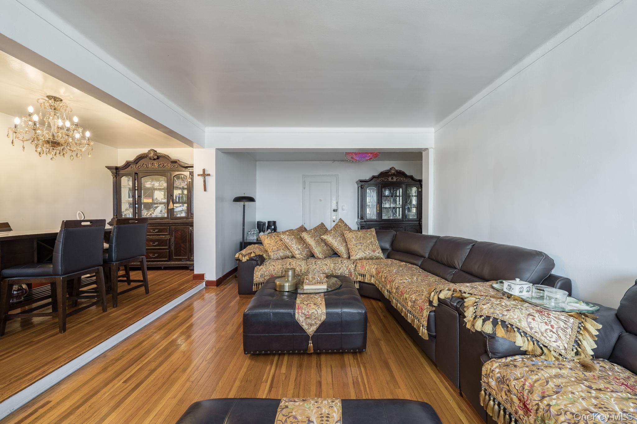 143-50 Hoover Avenue, Unit 306 photo 5