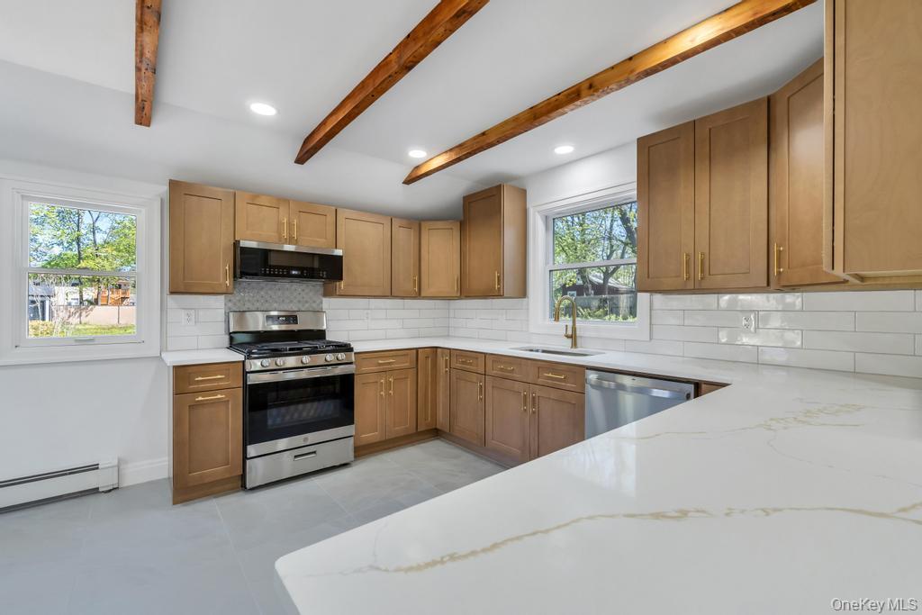 485 Long Island Avenue – For Sale photo 22