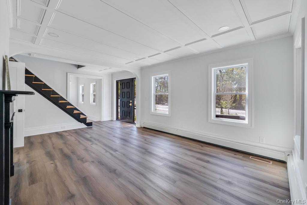 485 Long Island Avenue – For Sale photo 12
