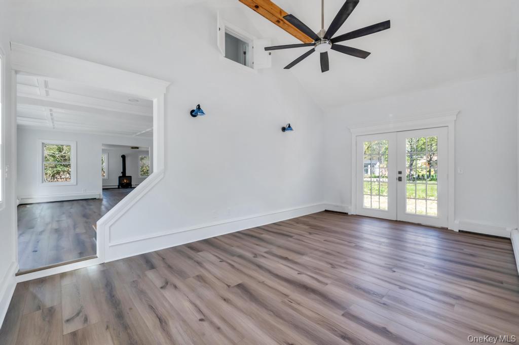 485 Long Island Avenue – For Sale photo 16