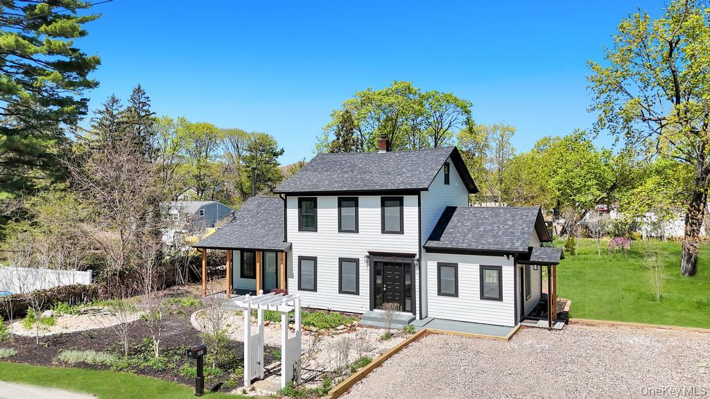485 Long Island Avenue – For Sale photo 2