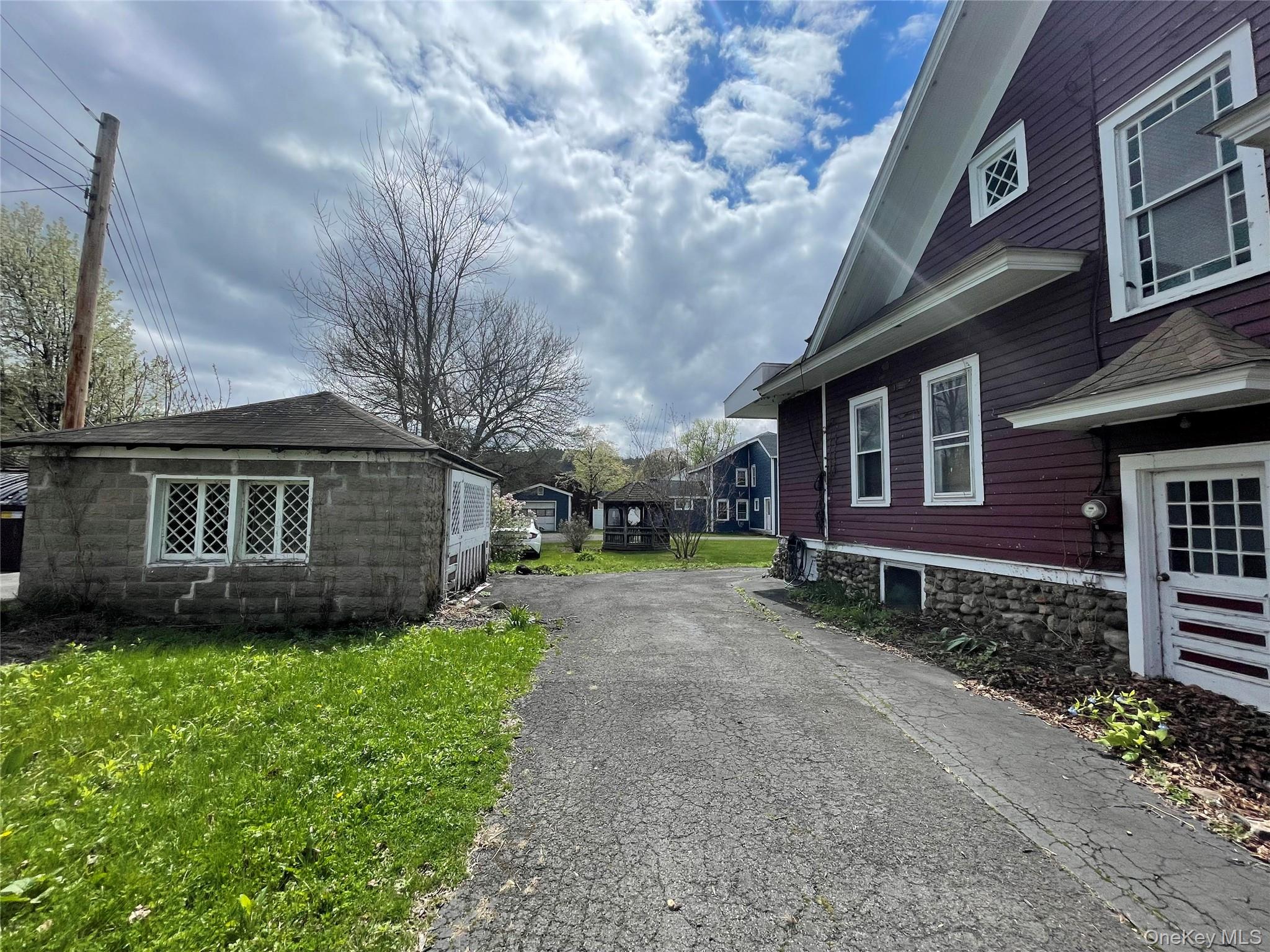6341 Route 209 – For Sale photo 3