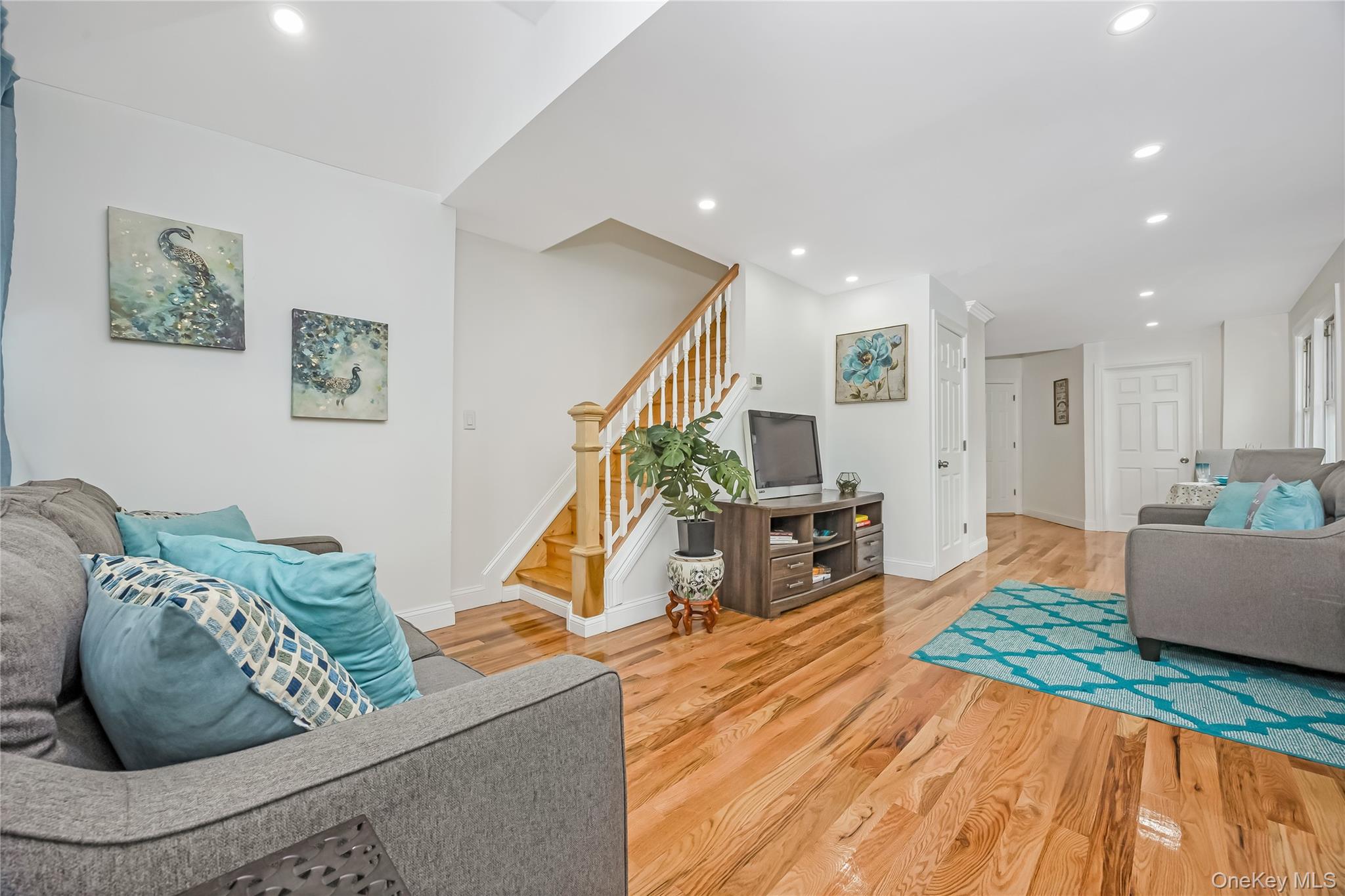 14514 Sutter Avenue – For Sale photo 3