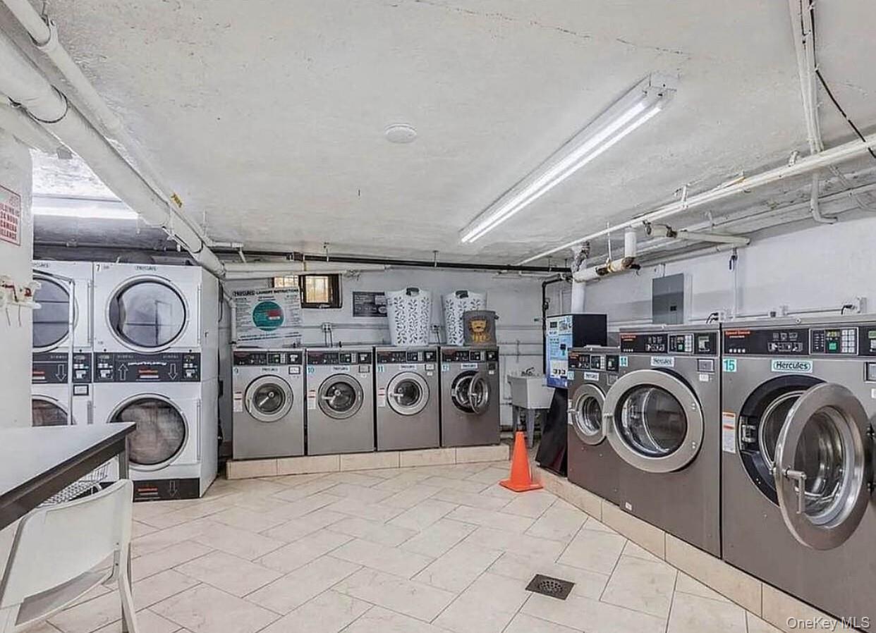 37-21 80th Street, Unit 1F photo 4