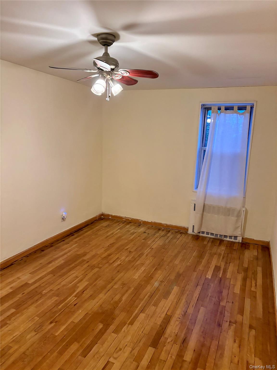40 DAVENPORT, Unit 2K photo 6