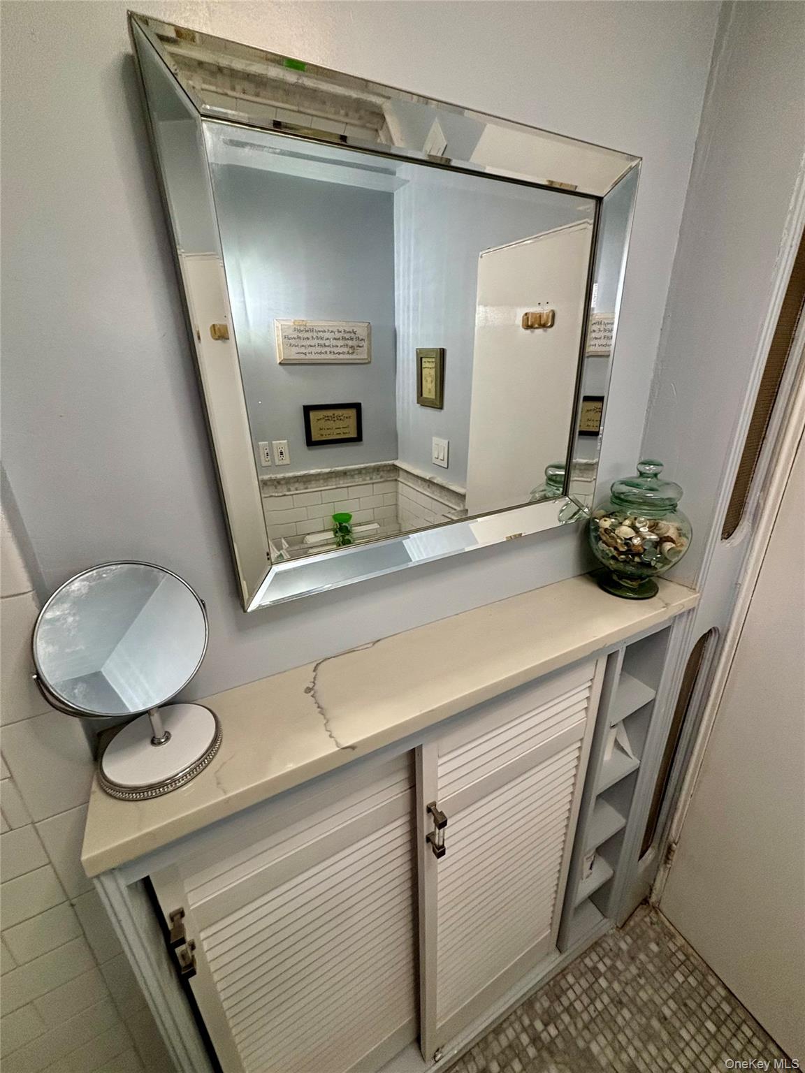 40 DAVENPORT, Unit 2K photo 13