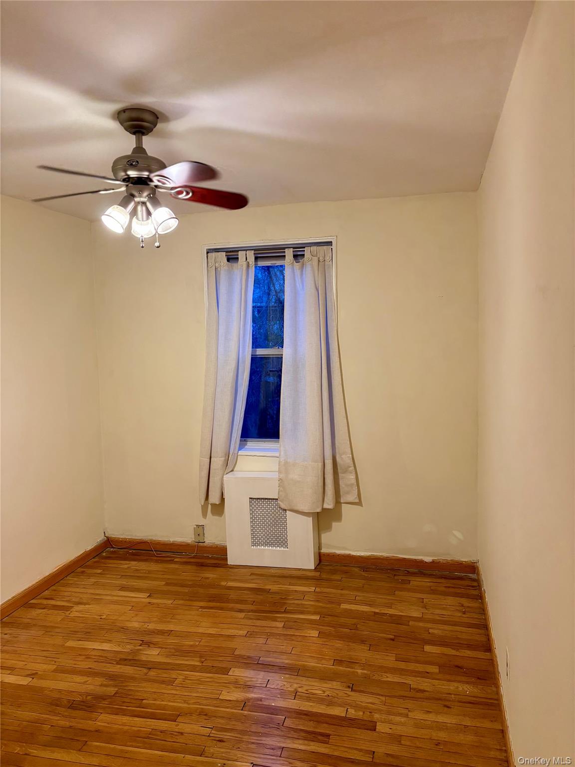 40 DAVENPORT, Unit 2K photo 7