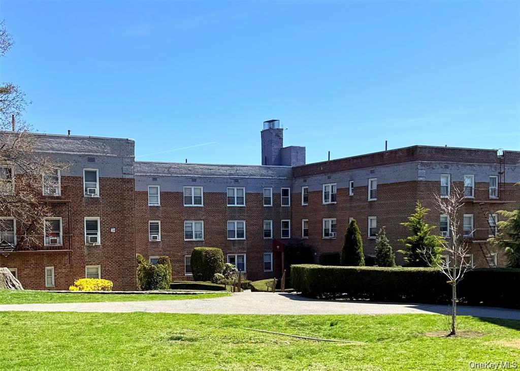 40 DAVENPORT, Unit 2K photo 2