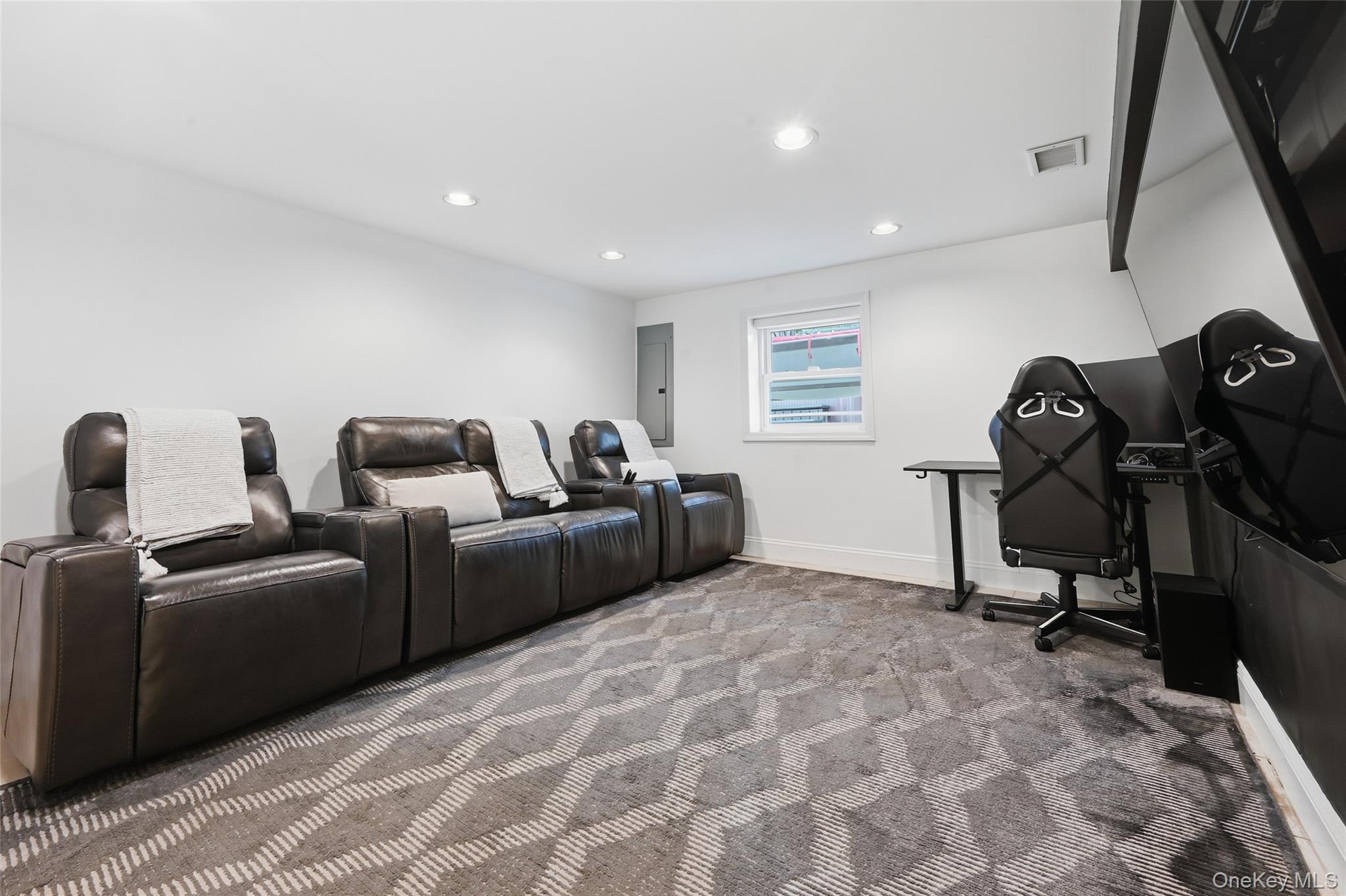 35 Elm Drive – For Sale photo 22