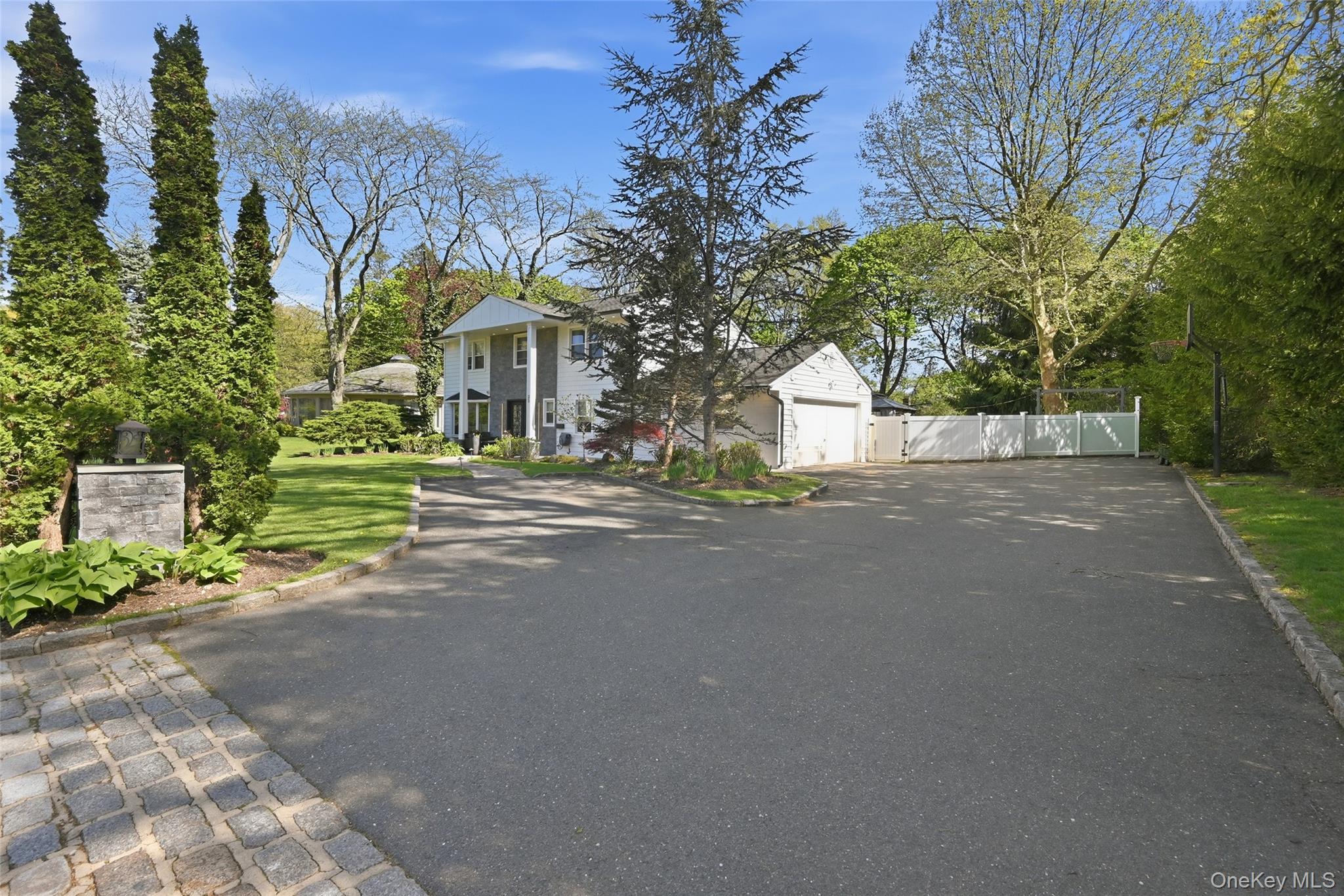 35 Elm Drive – For Sale photo 7