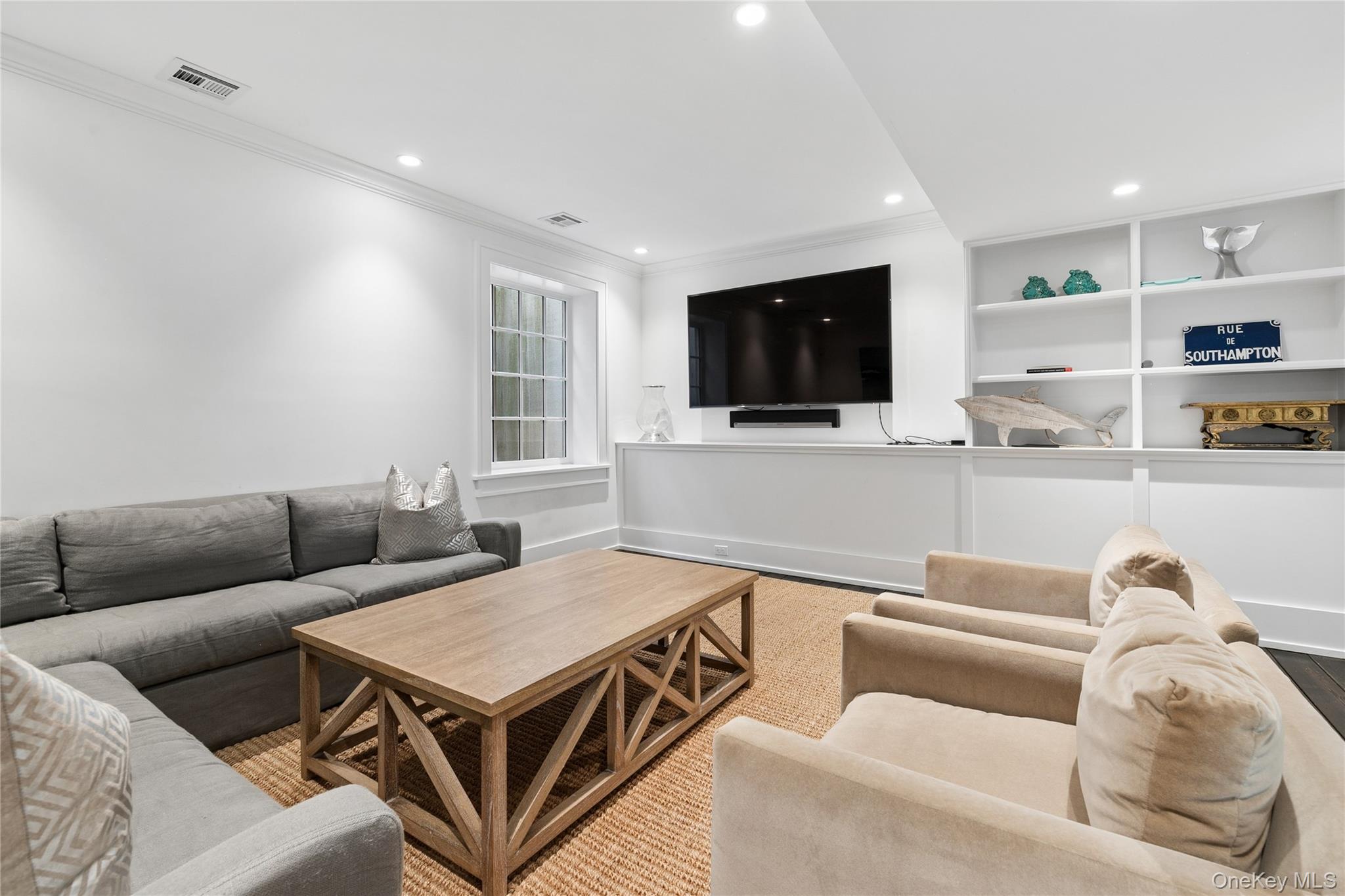 60 Old Town Crossing – For Rent photo 21