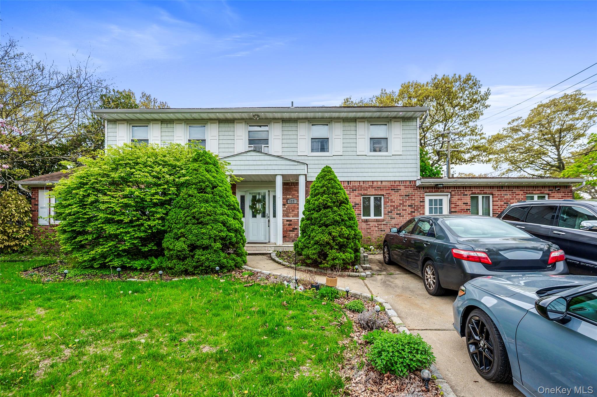 122 Clinton Avenue – For Sale