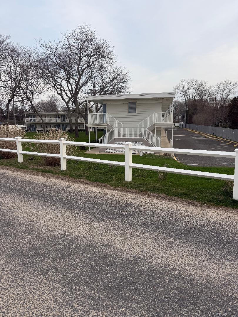 52325 County Road 48, Unit 8
