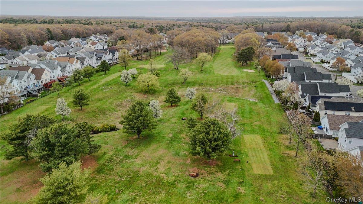 10 Casey Lane – For Sale photo 35