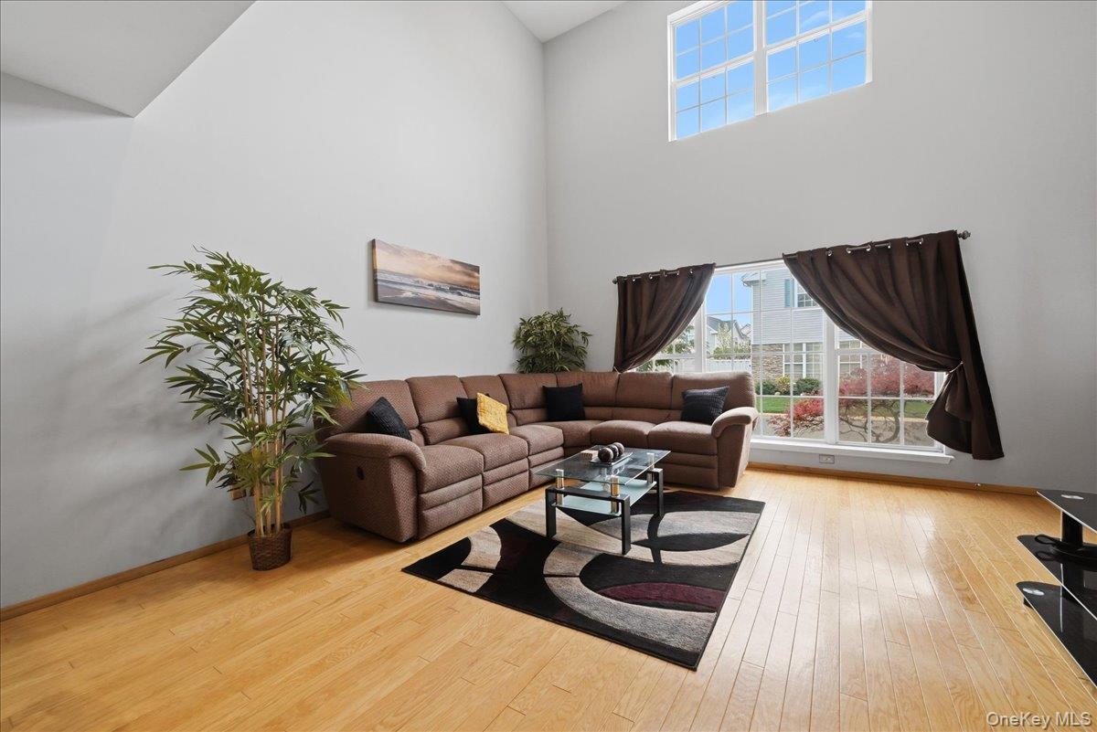 10 Casey Lane – For Sale photo 5