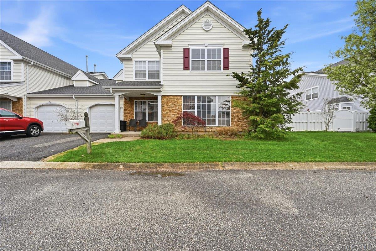 10 Casey Lane – For Sale