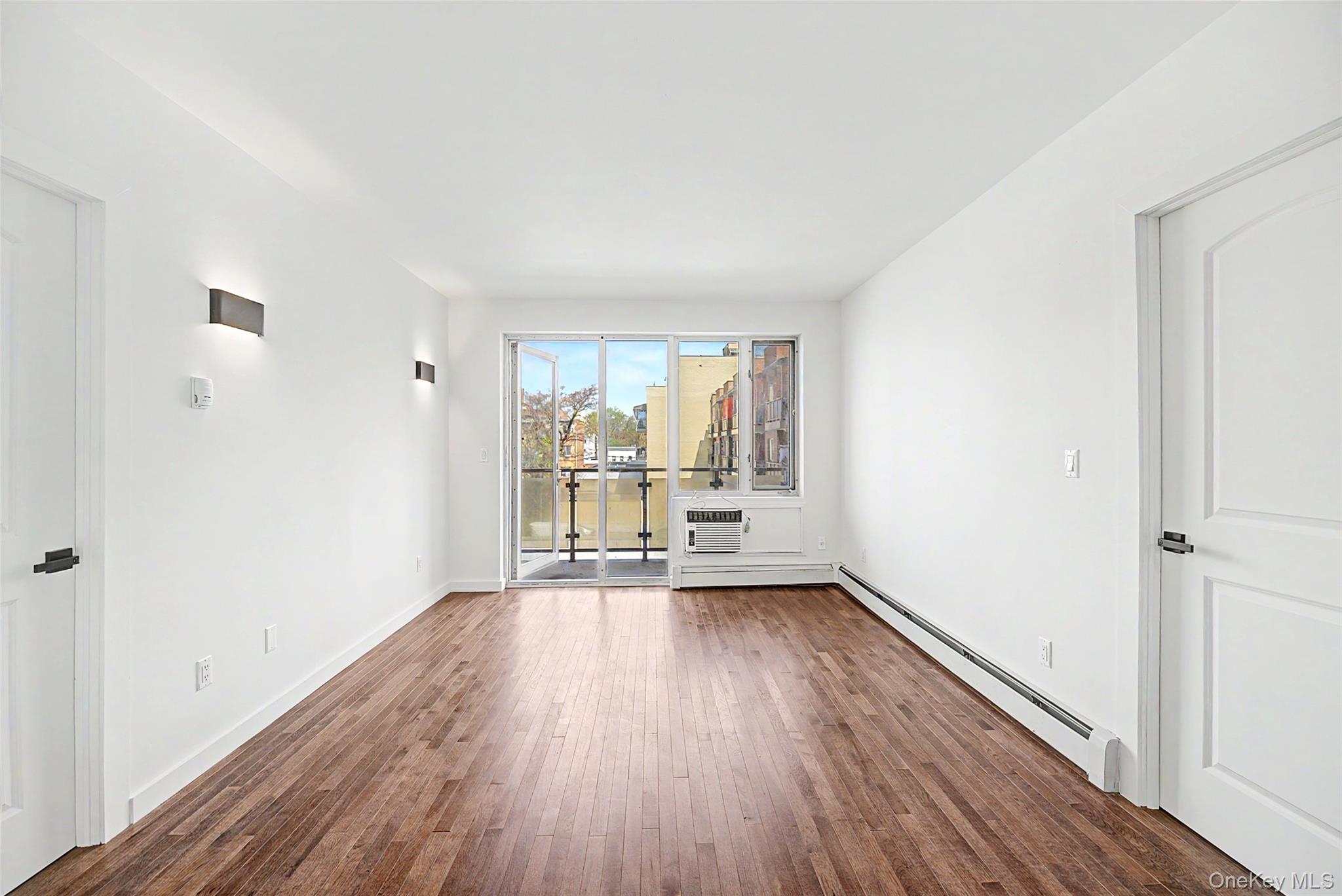 13621 Latimer Place, Unit 3E photo 10