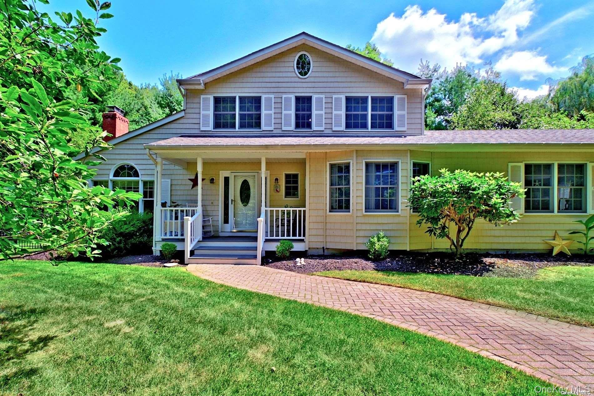 150 N North Woods Drive Drive – For Sale