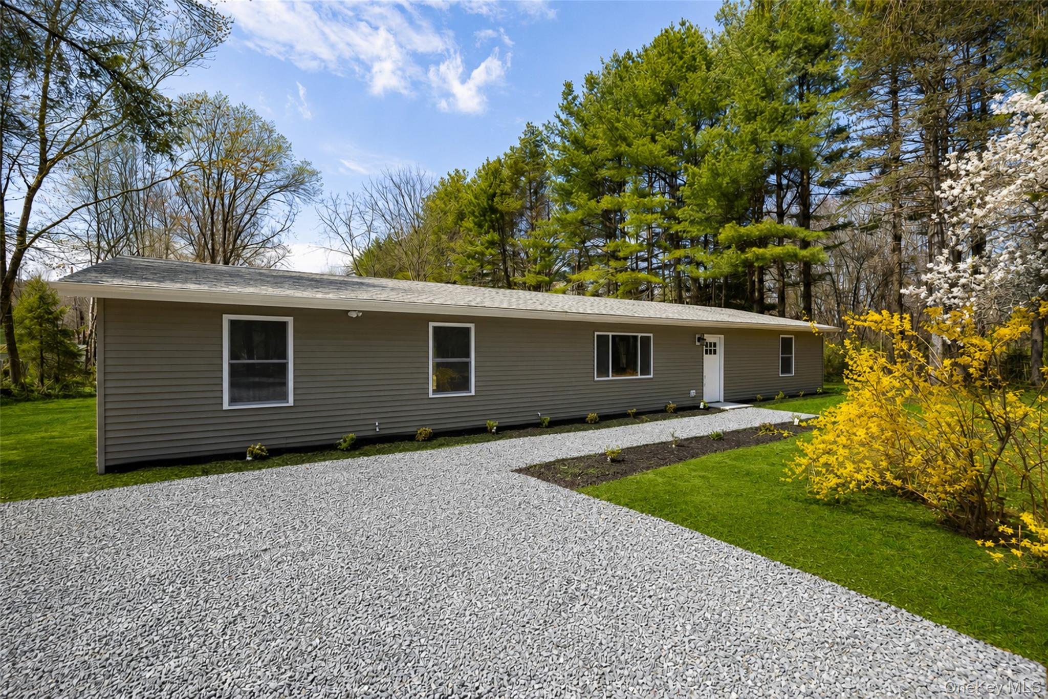 7 Eckelman Drive – For Sale photo 3