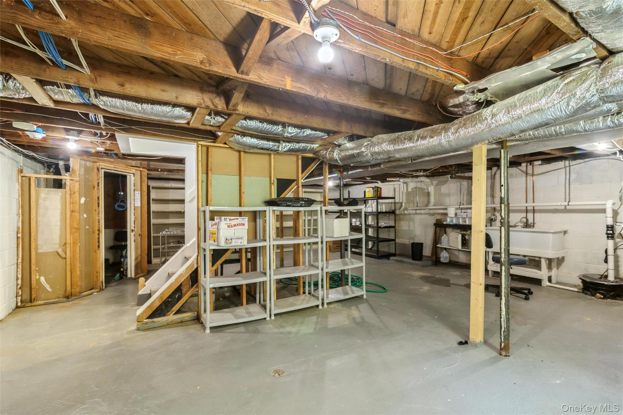 976 Roanoke Avenue – For Sale photo 36