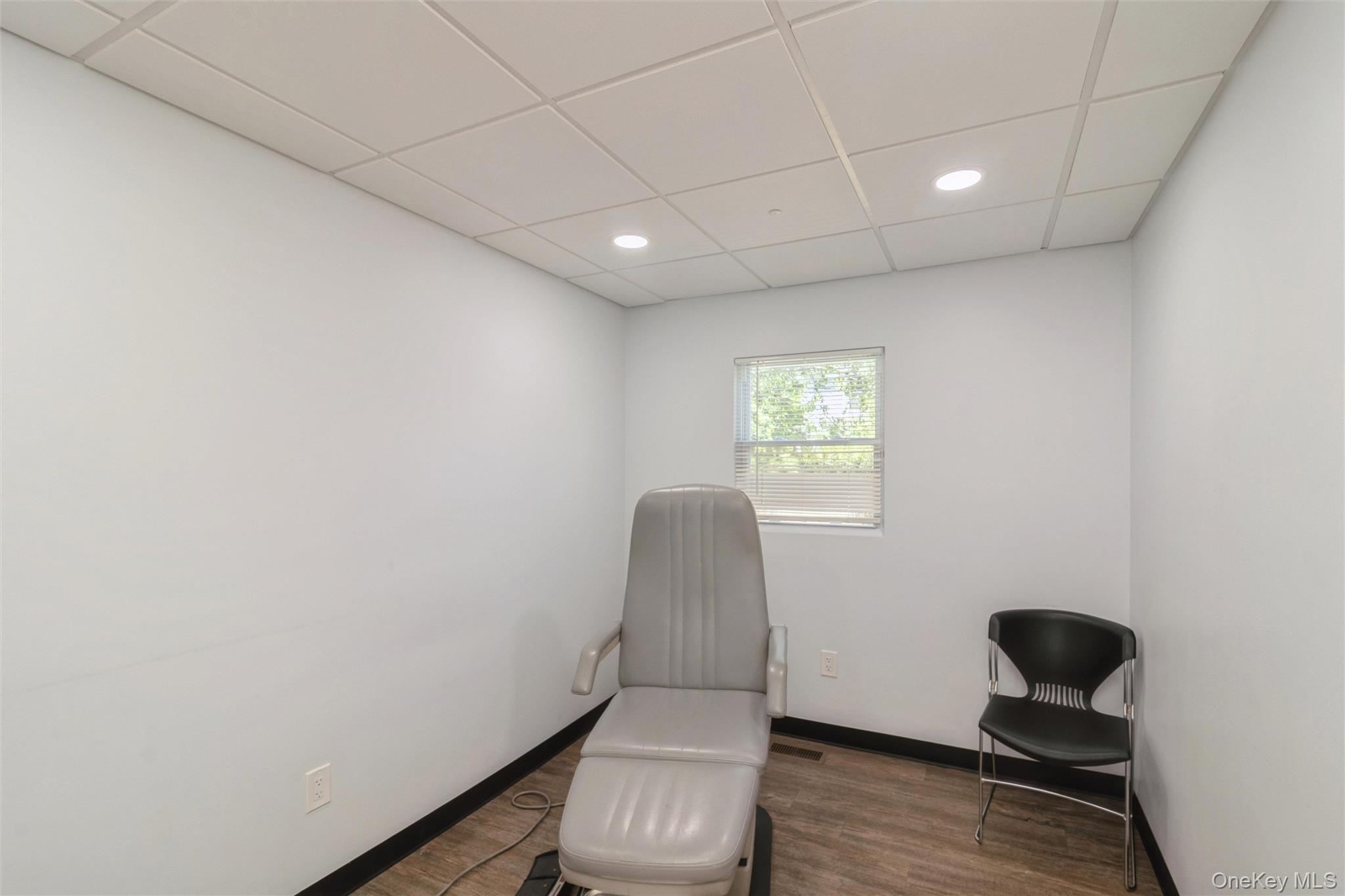 976 Roanoke Avenue – For Sale photo 16