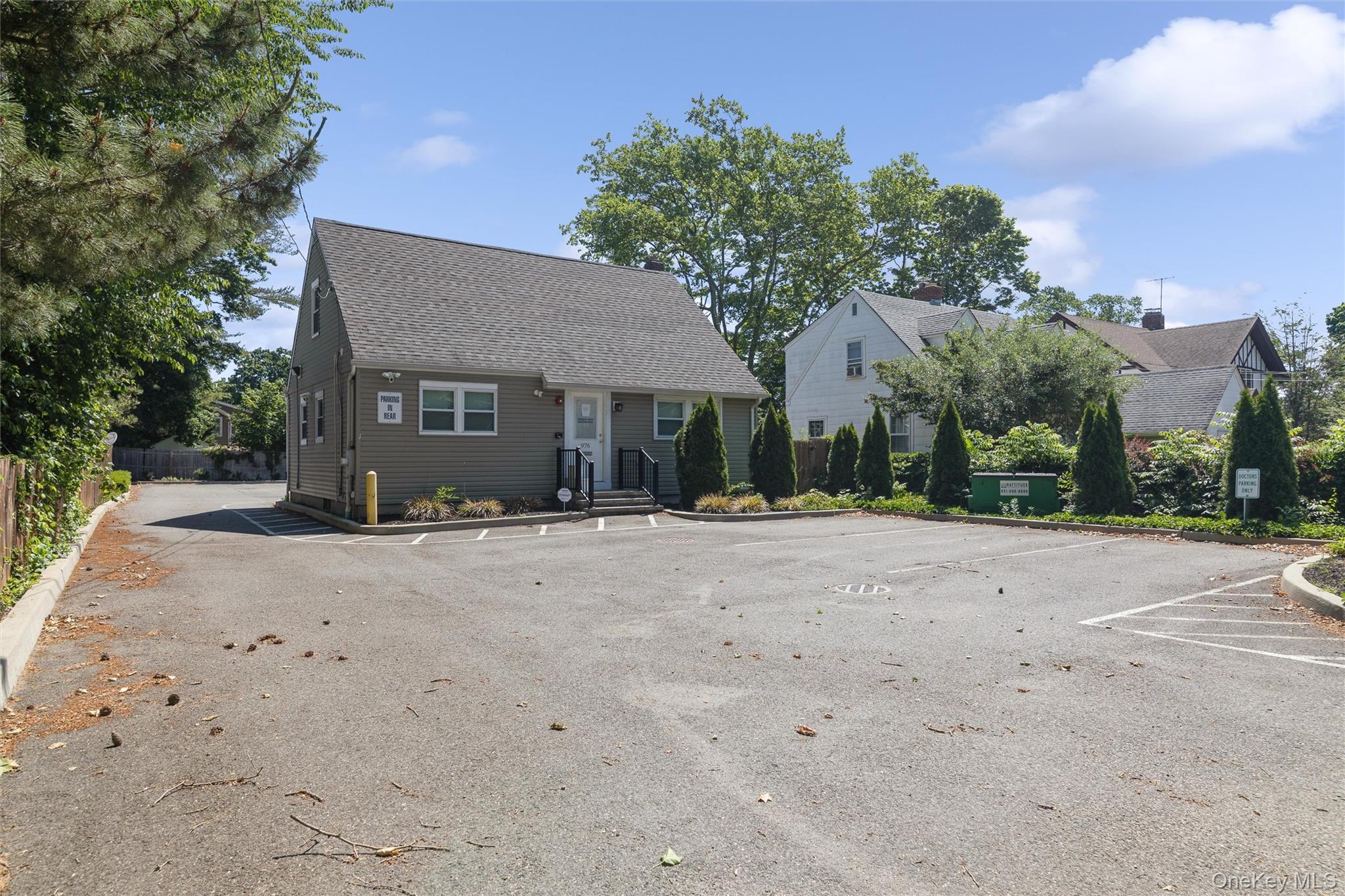 976 Roanoke Avenue – For Sale photo 2
