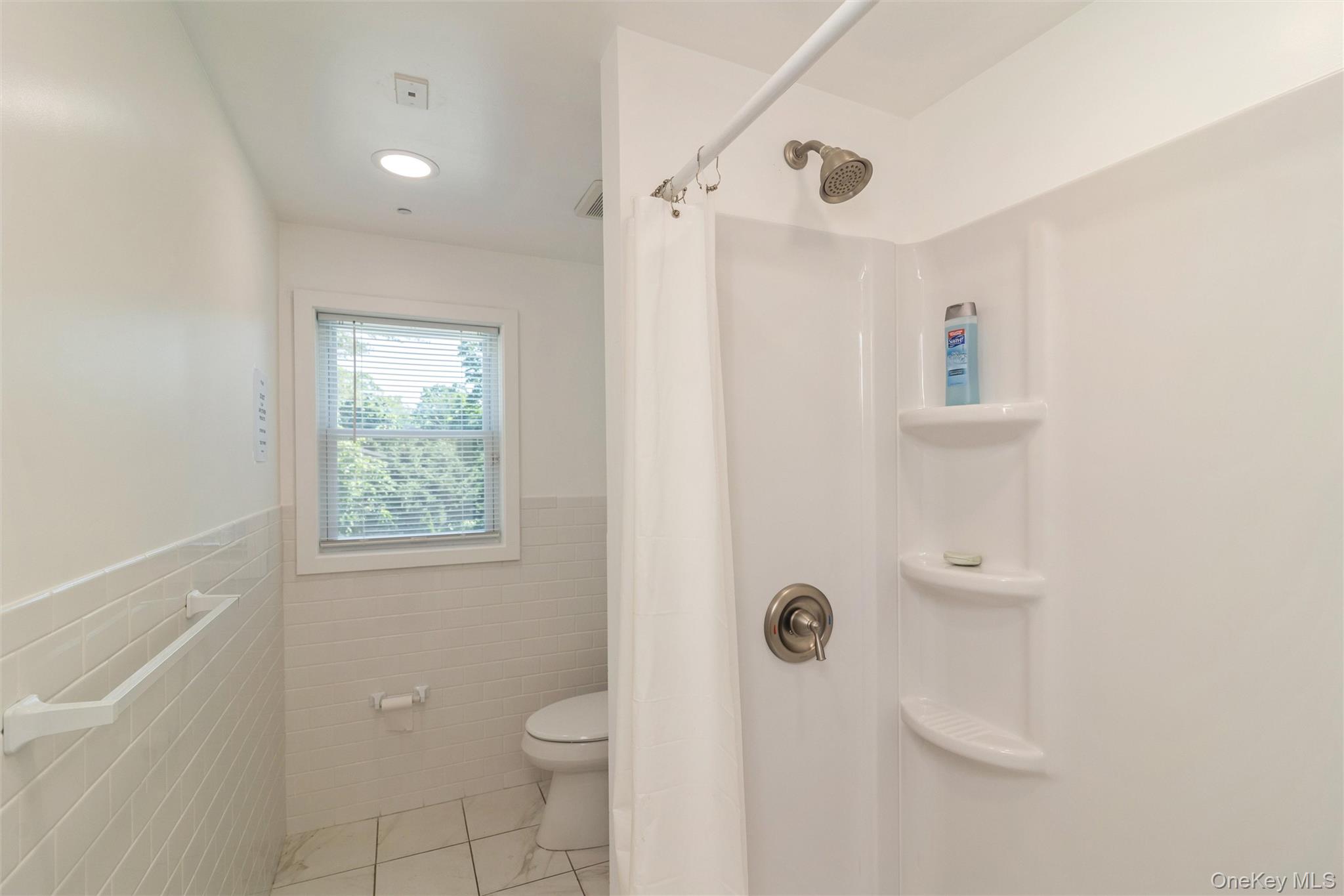 976 Roanoke Avenue – For Sale photo 31