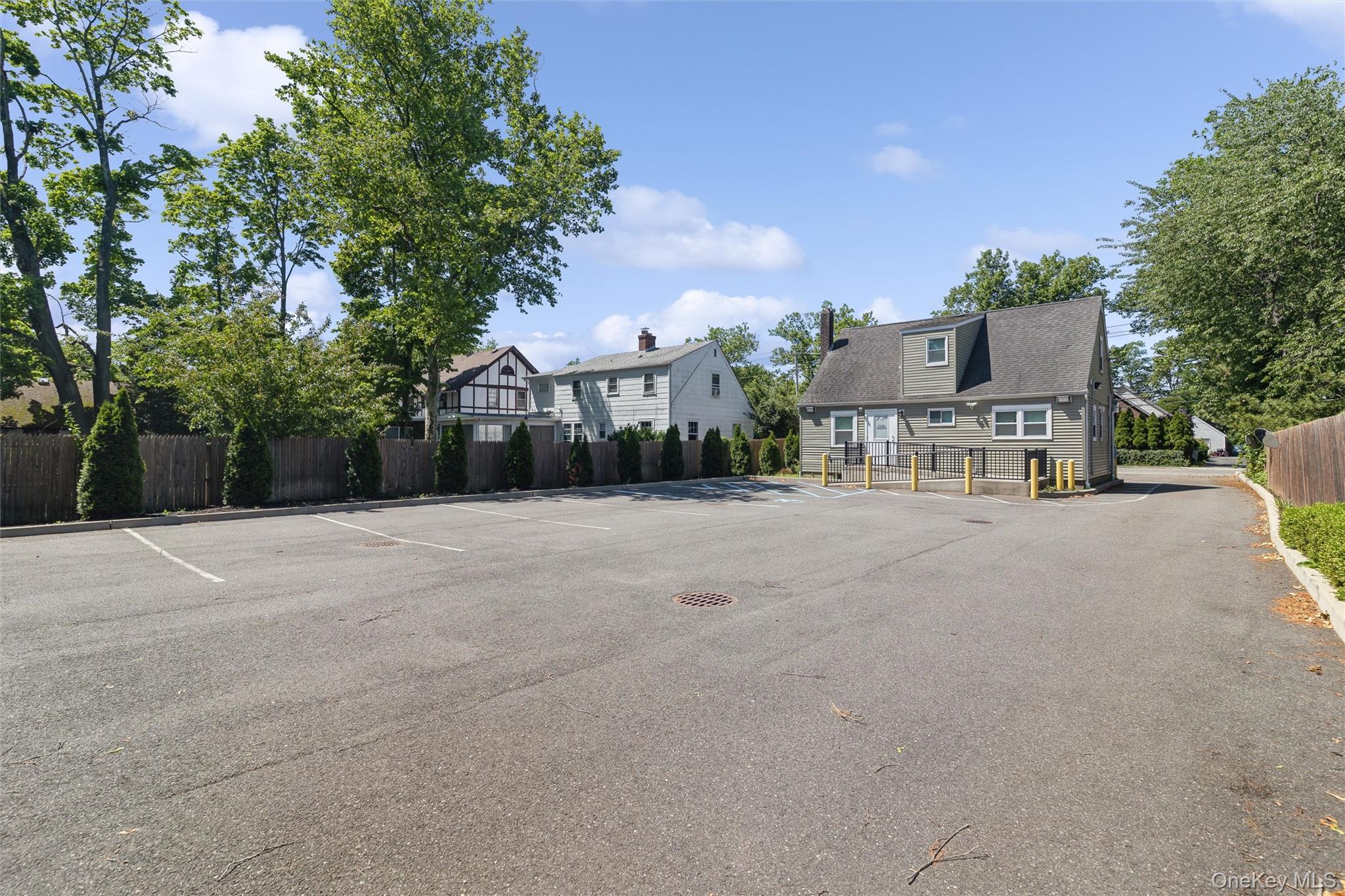976 Roanoke Avenue – For Sale photo 5