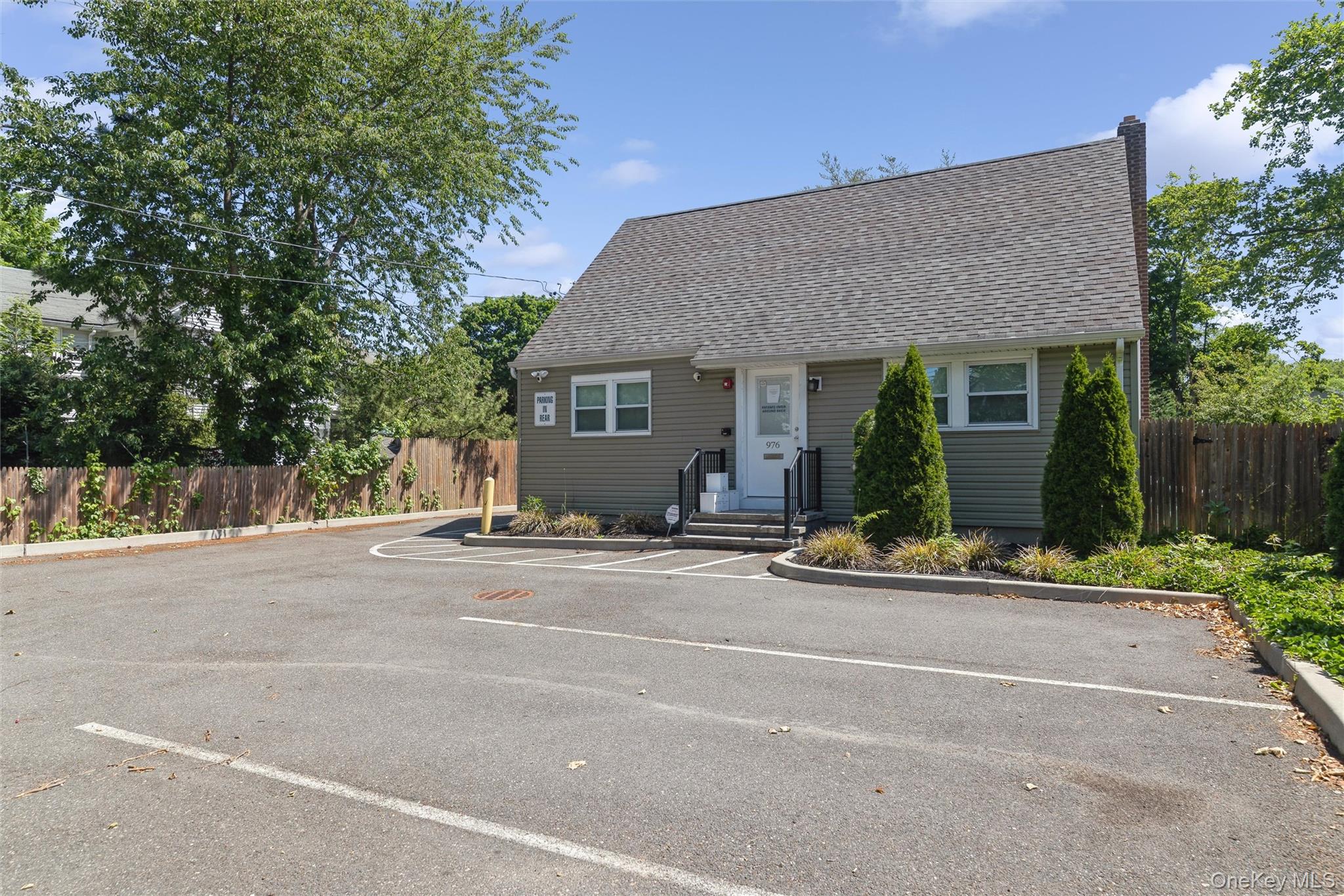 976 Roanoke Avenue – For Sale photo 3