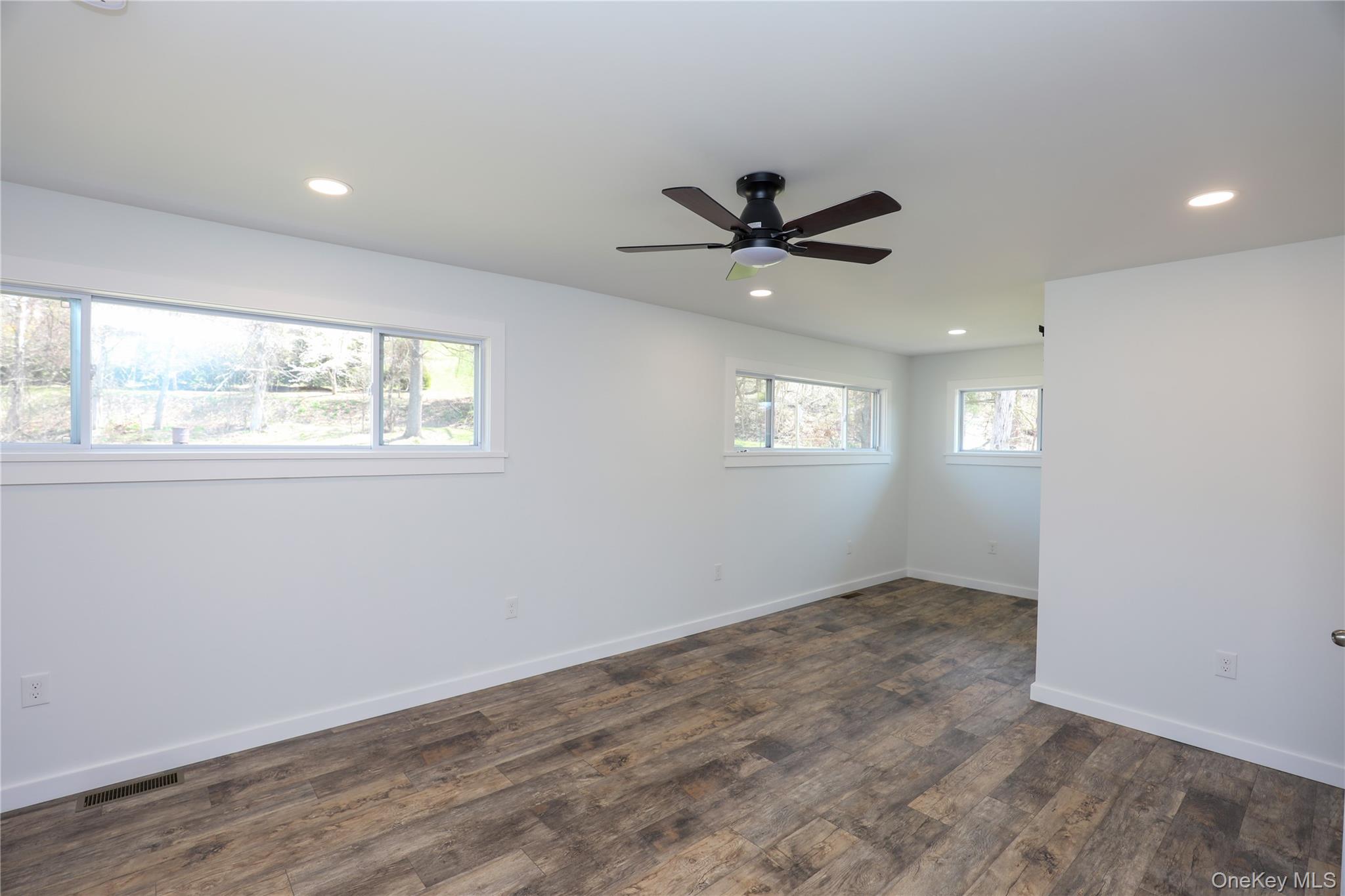 111 Zandhoek Road – For Rent photo 19