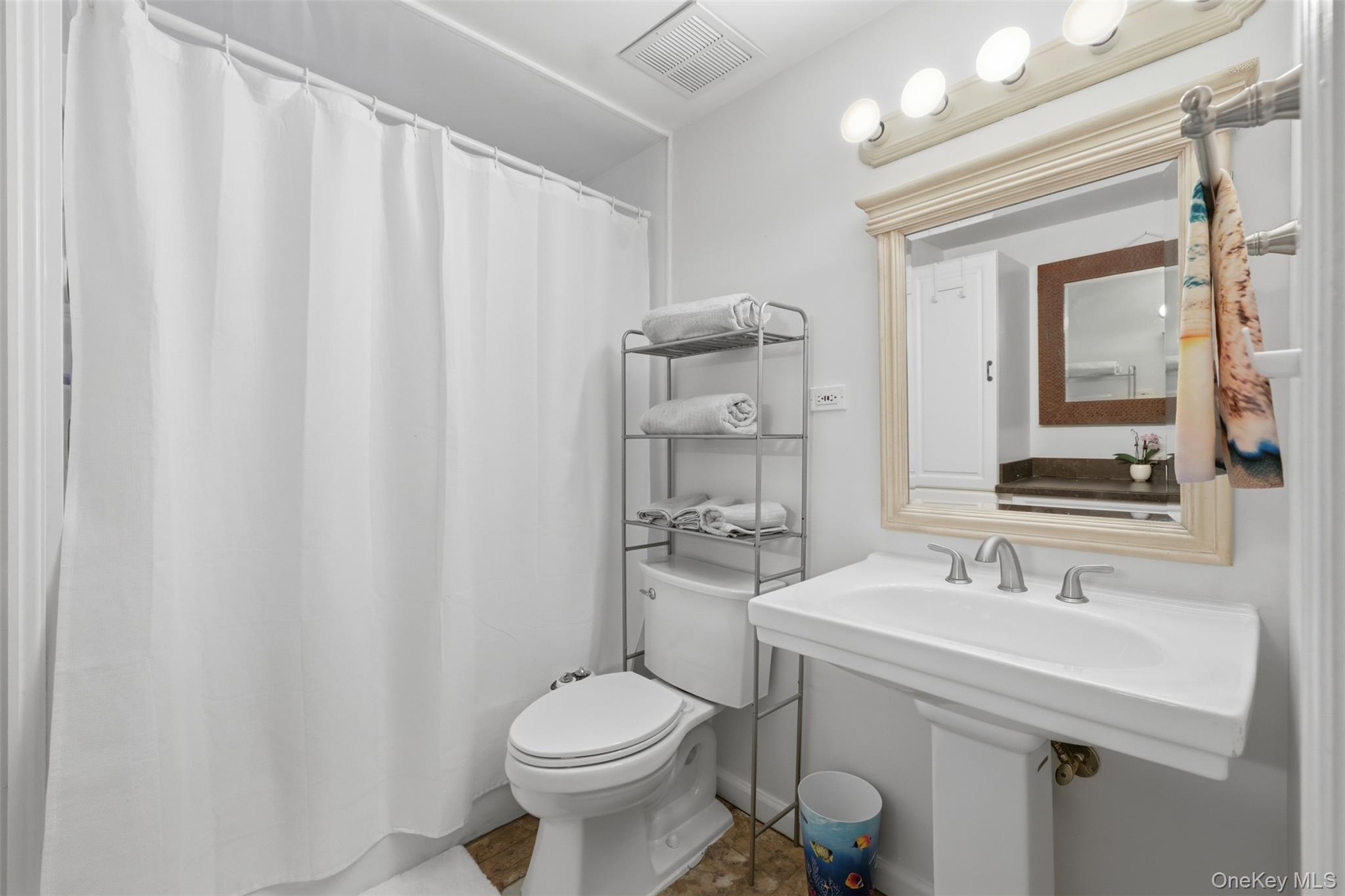 303 Parr Meadow Drive, Unit 3C photo 20