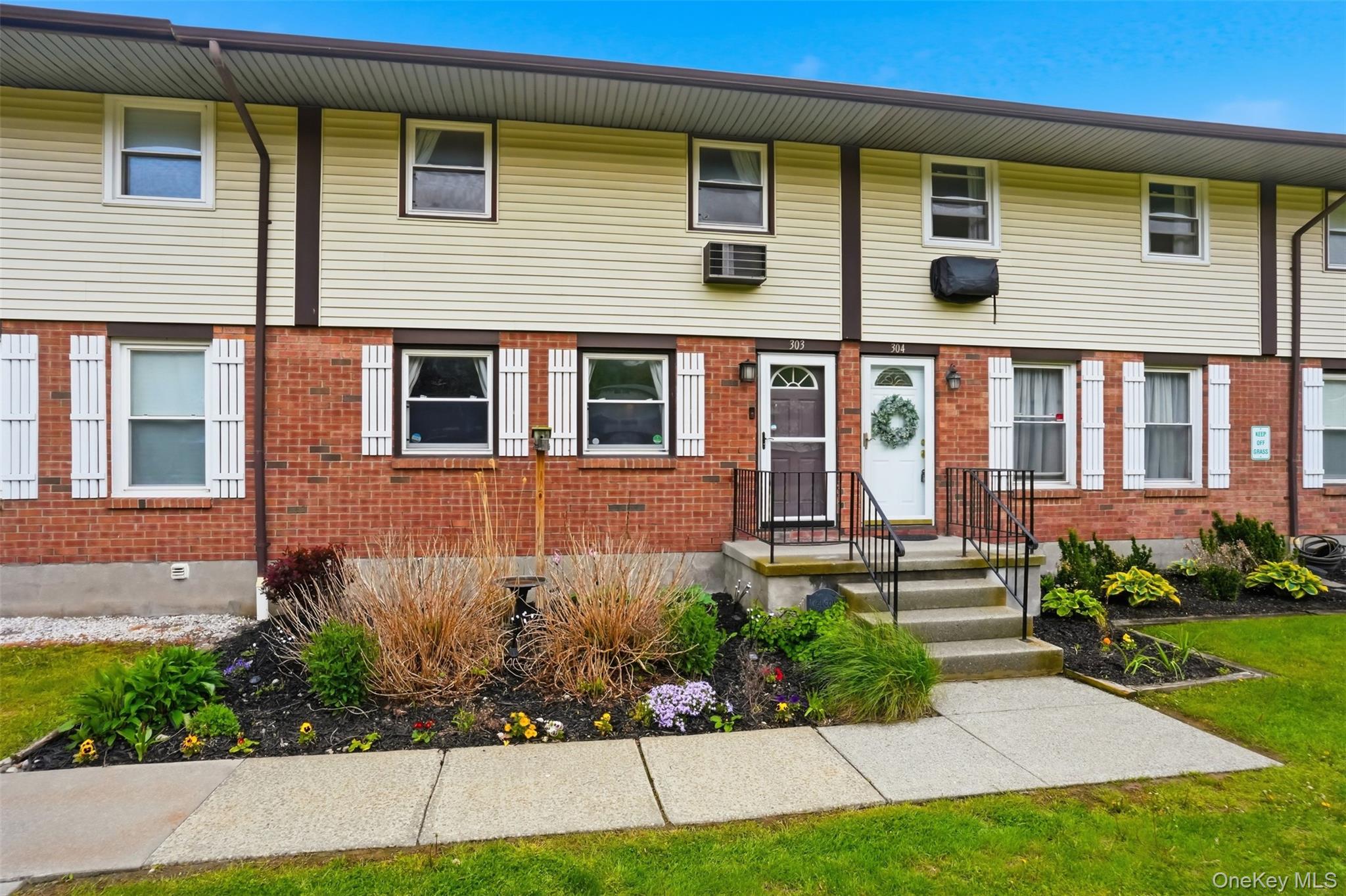 303 Parr Meadow Drive, Unit 3C
