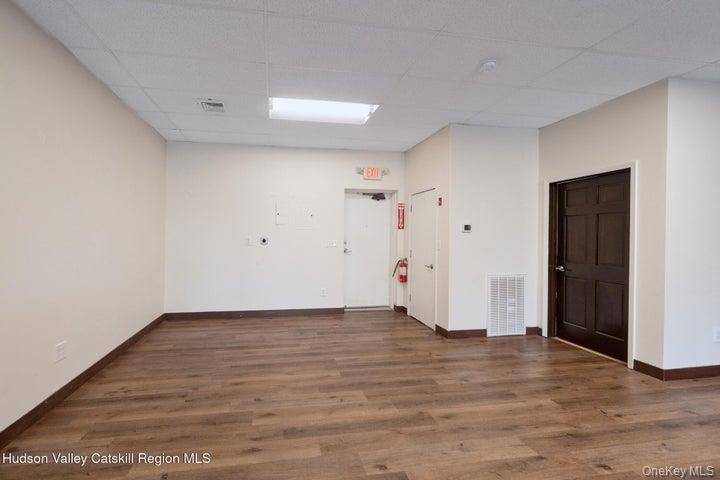 890-896 Ulster Avenue, Unit 1 photo 15