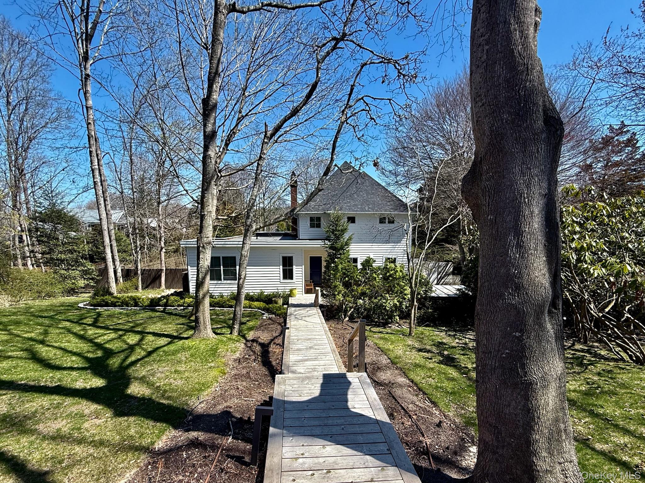 323 Division Street – For Rent photo 3