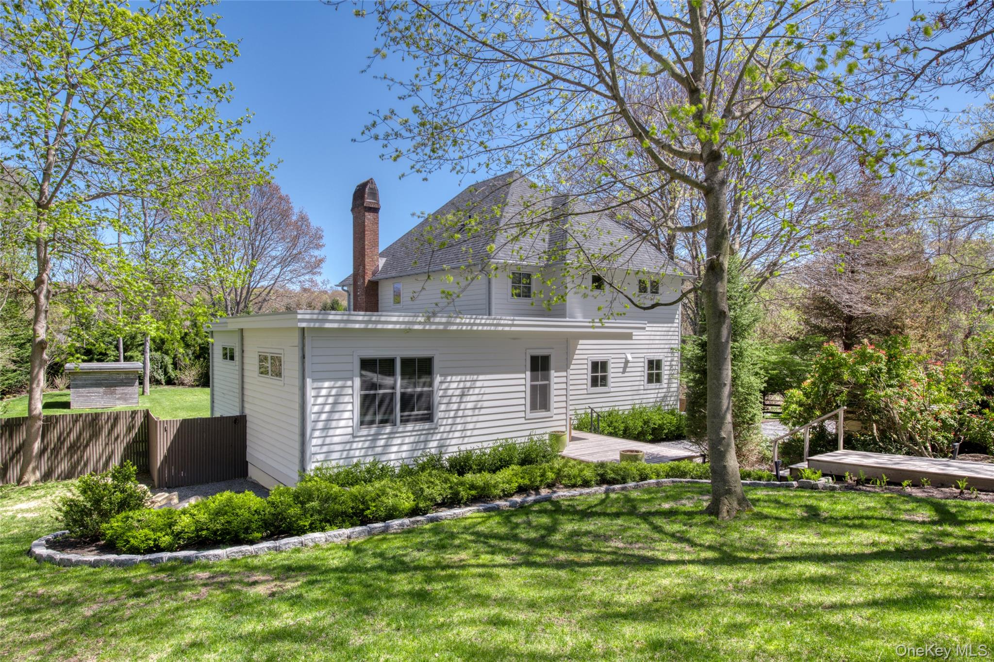323 Division Street – For Rent photo 2