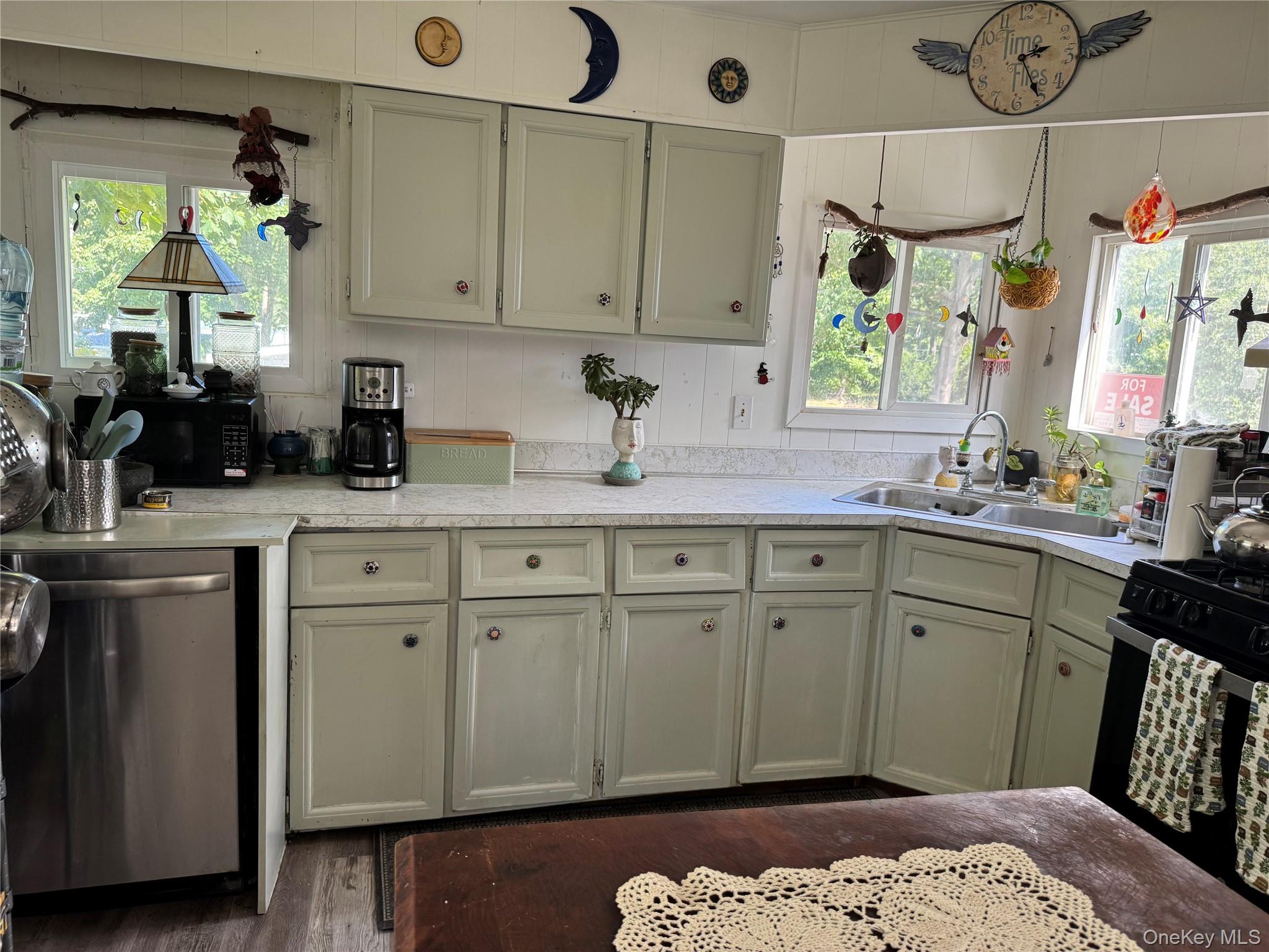 1964 River Road #105, Unit 40 photo 8