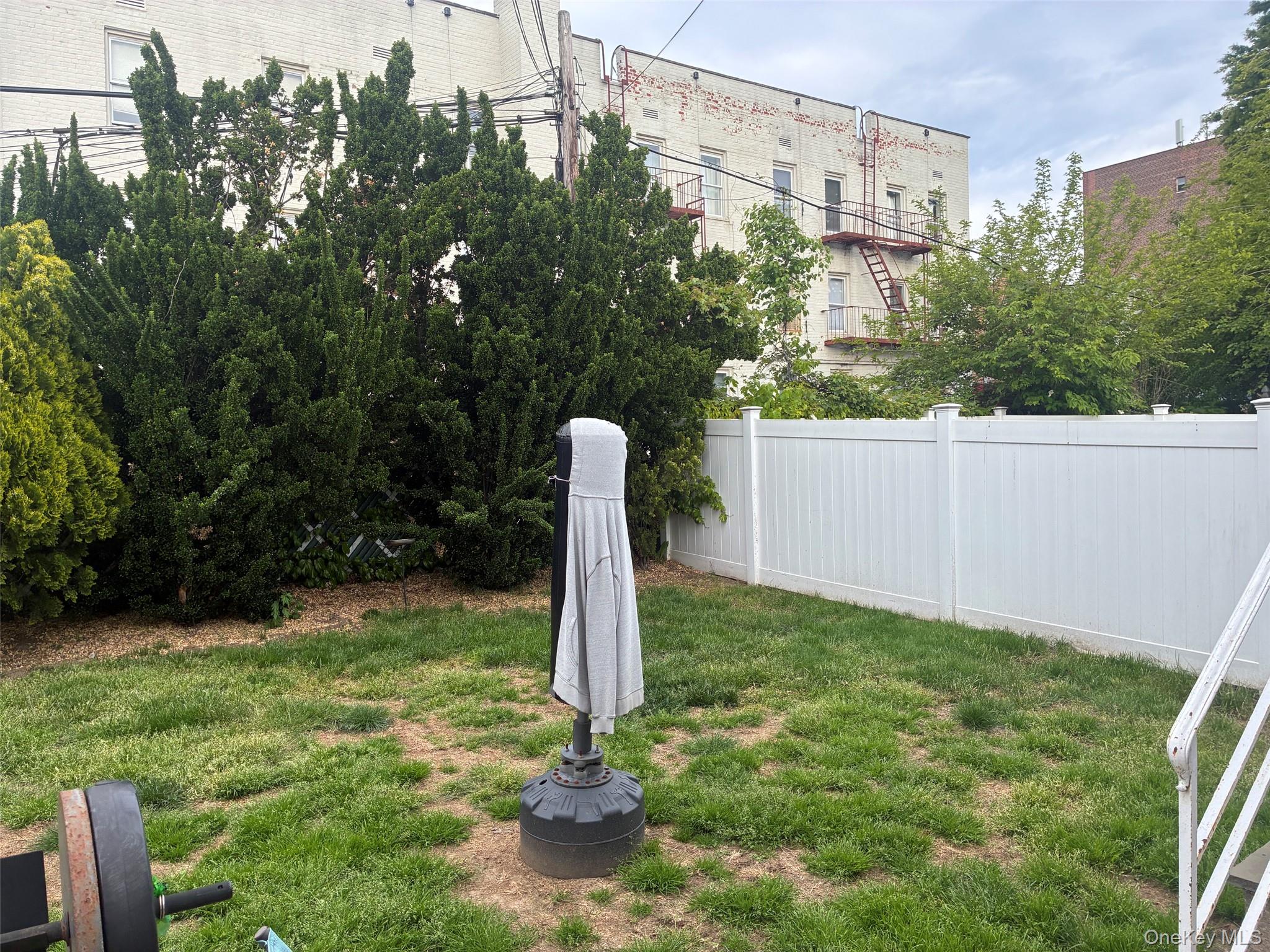 1844 Tomlinson Avenue – For Sale photo 19