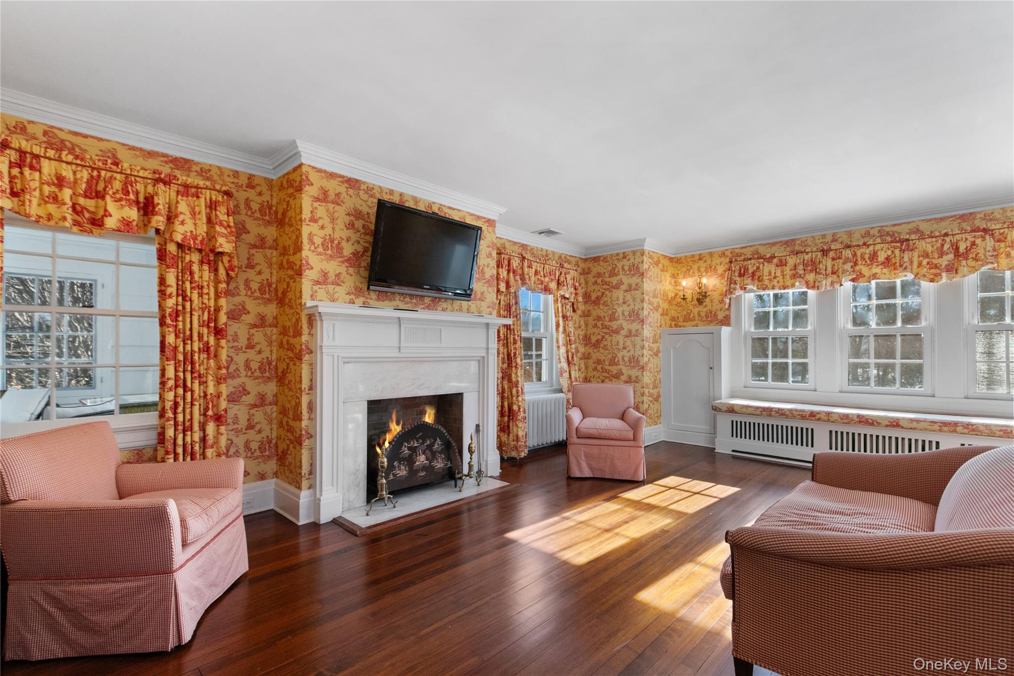 36 Revolutionary Road – For Sale photo 21