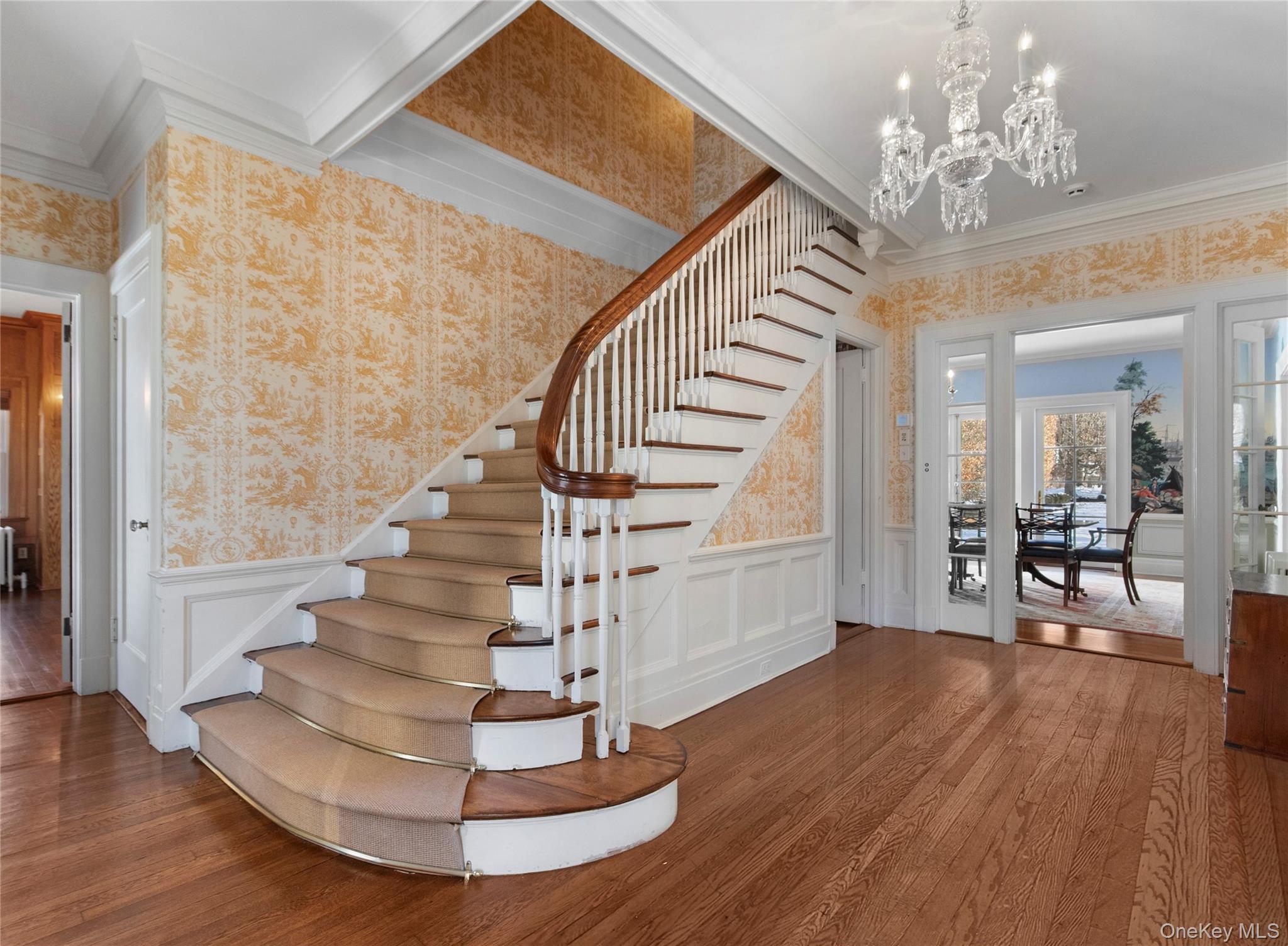 36 Revolutionary Road – For Sale photo 4