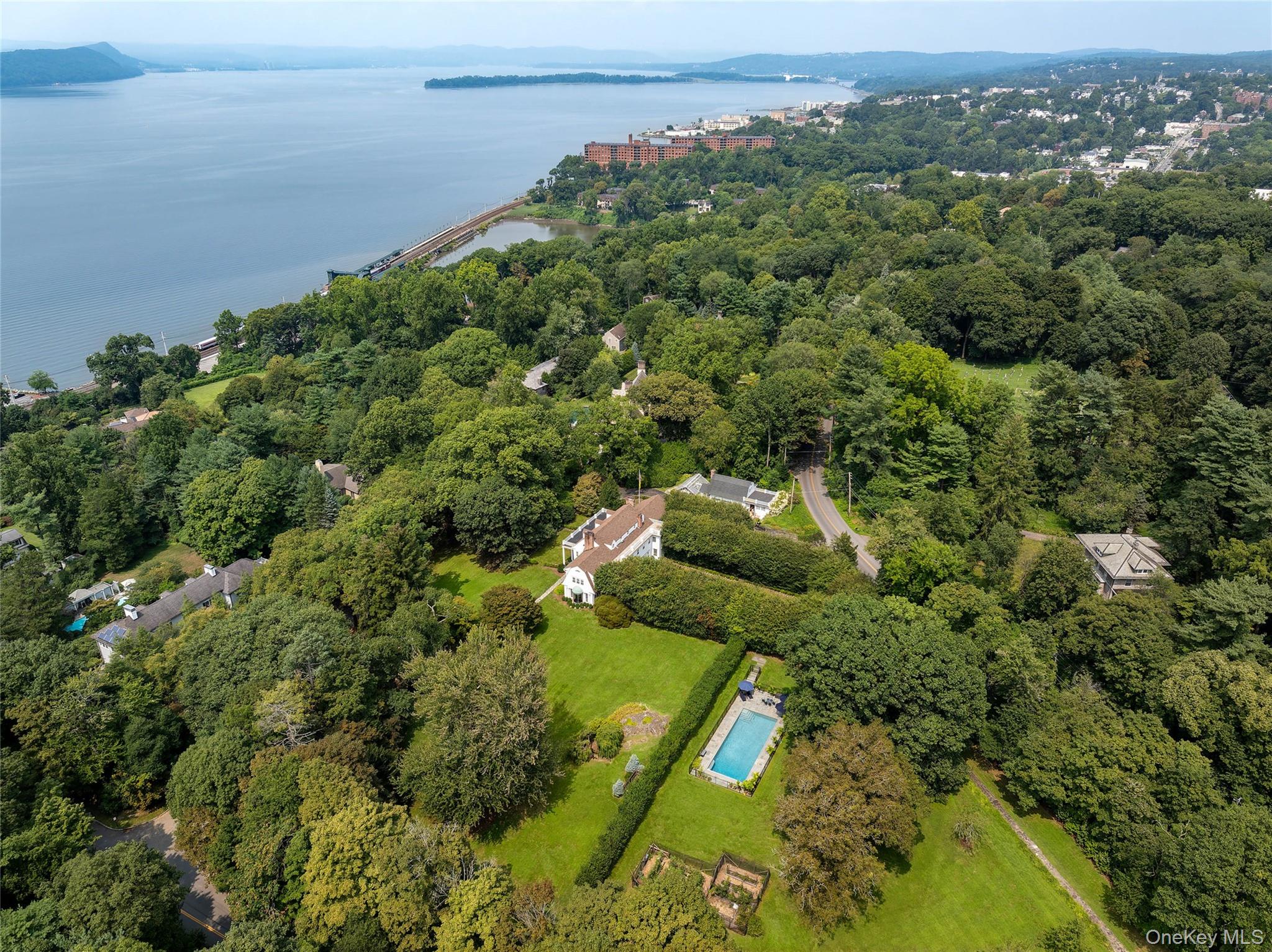 36 Revolutionary Road – For Sale