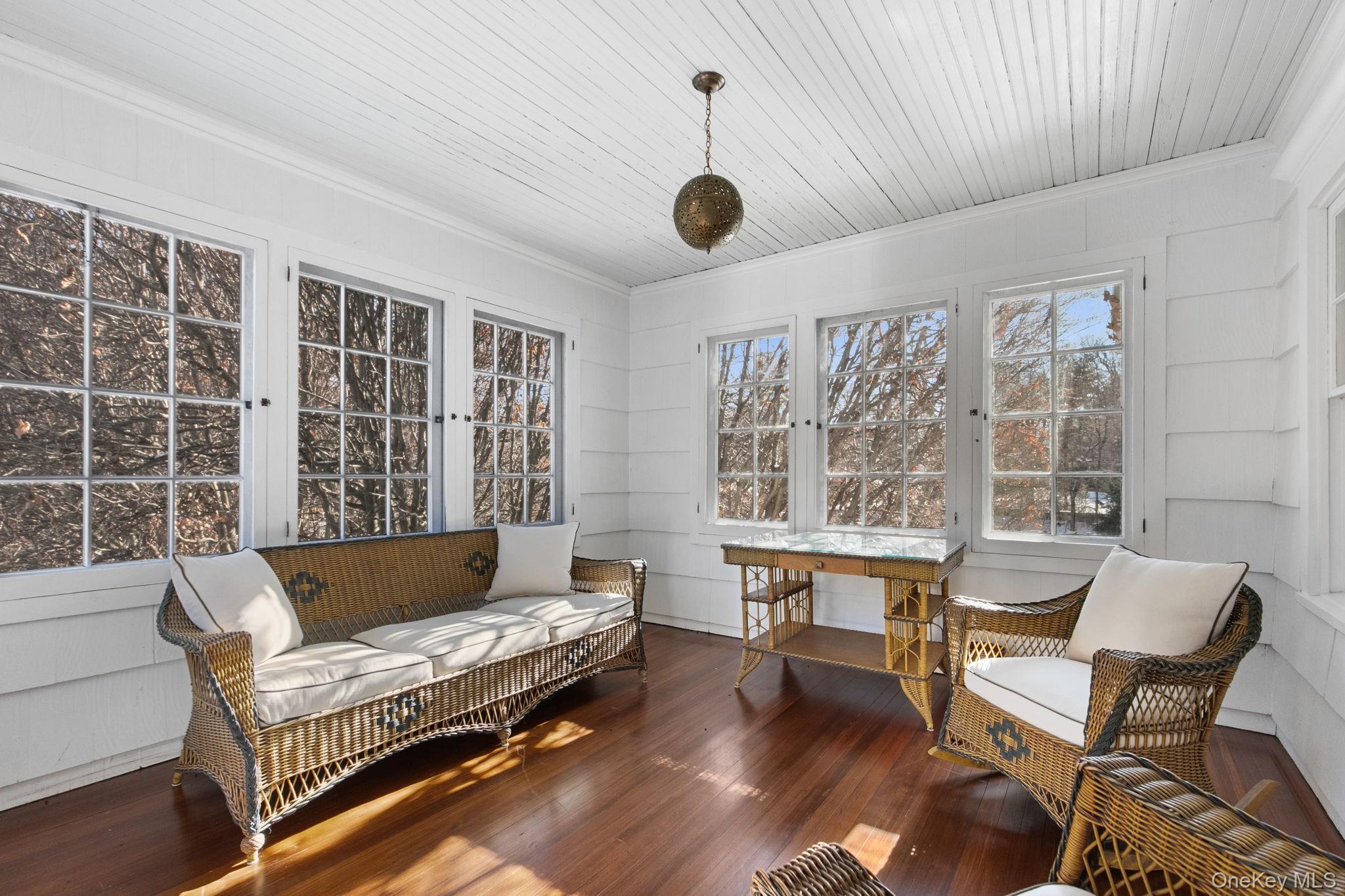 36 Revolutionary Road – For Sale photo 26