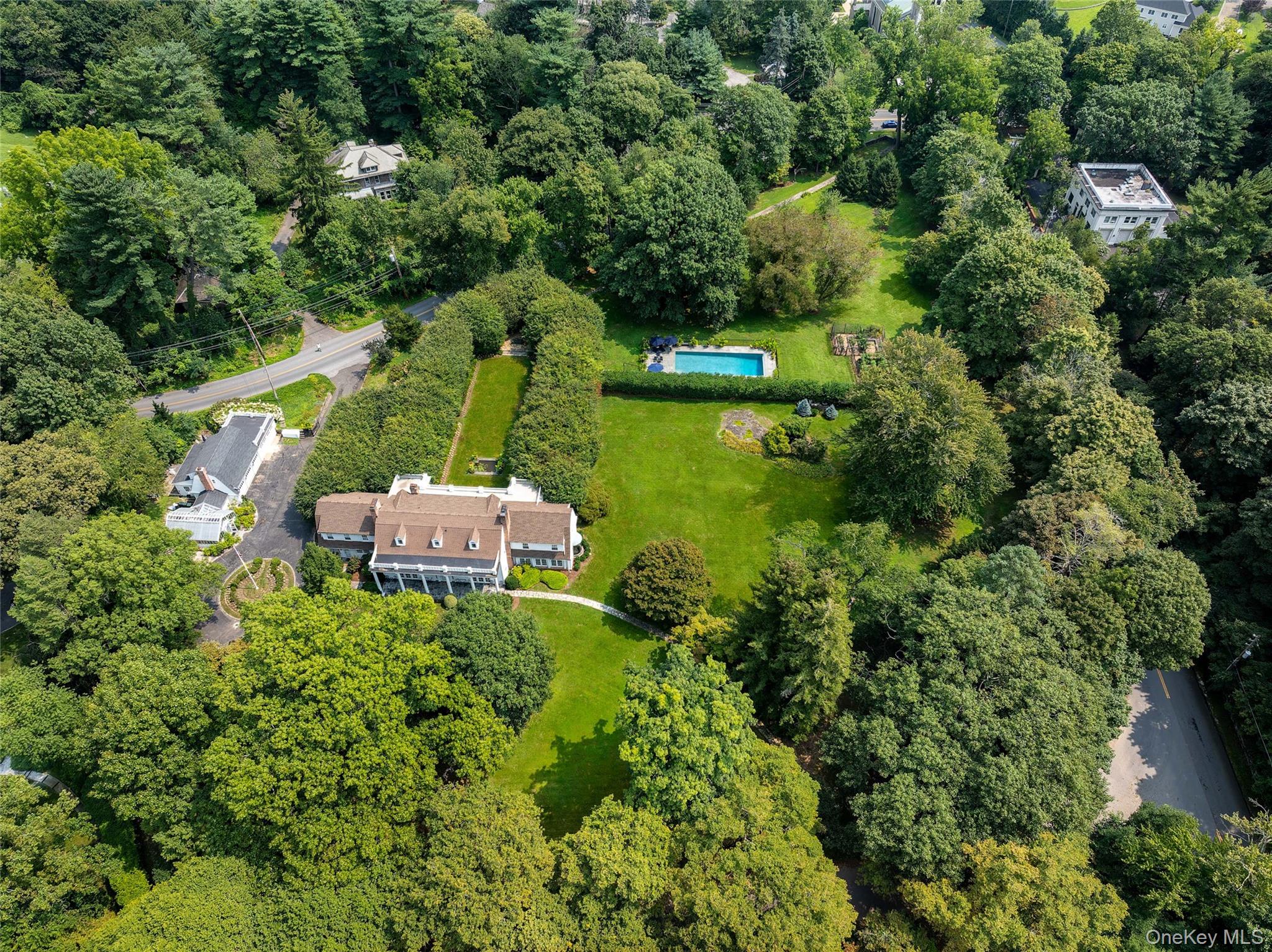 36 Revolutionary Road – For Sale photo 44