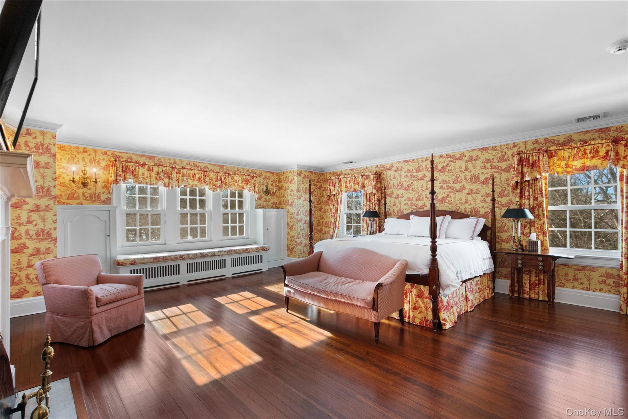 36 Revolutionary Road – For Sale photo 22