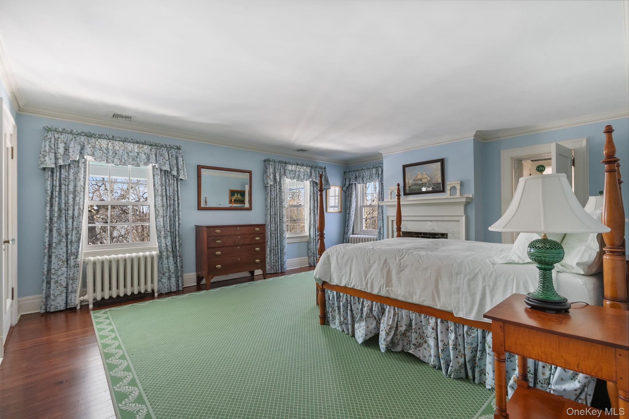 36 Revolutionary Road – For Sale photo 32
