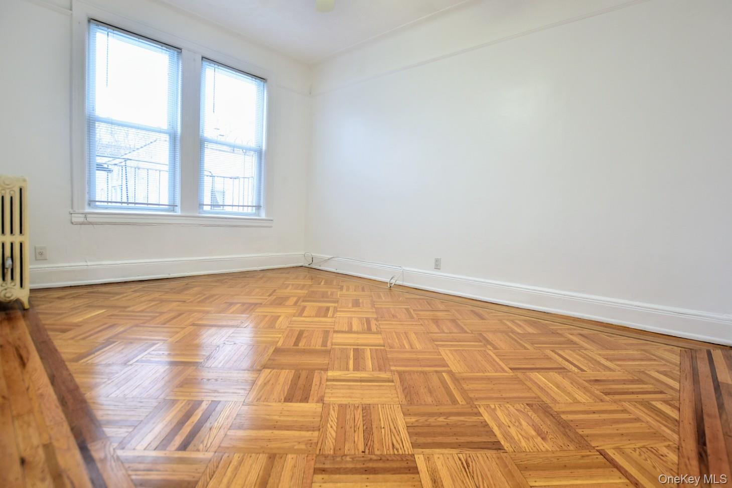 18-44 21st Drive – For Sale photo 31