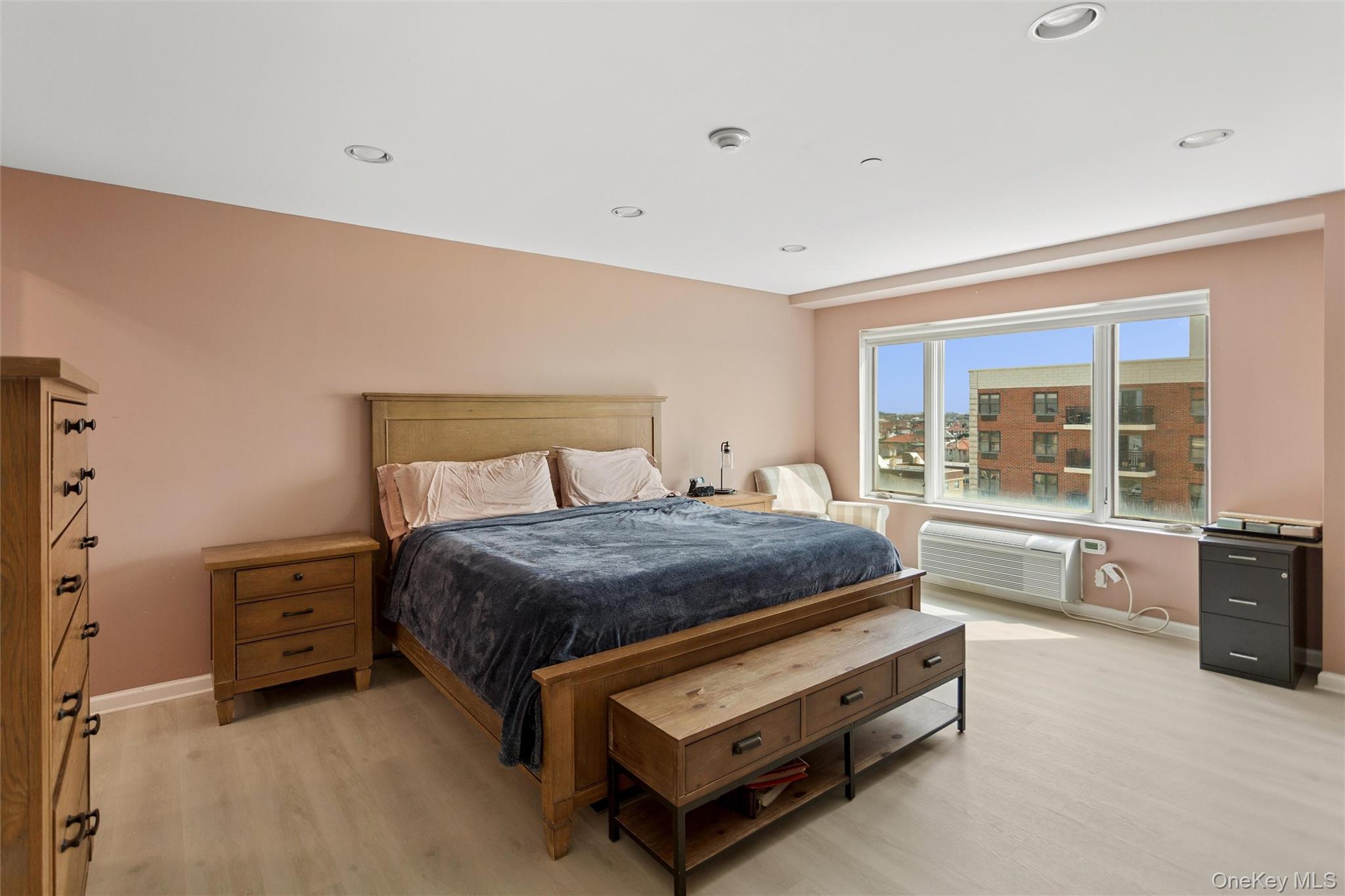 260 W Broadway, Unit 7A photo 17