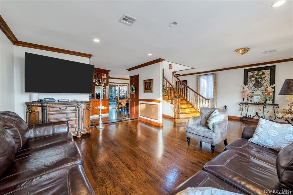 50-43 192nd Street – For Sale photo 11