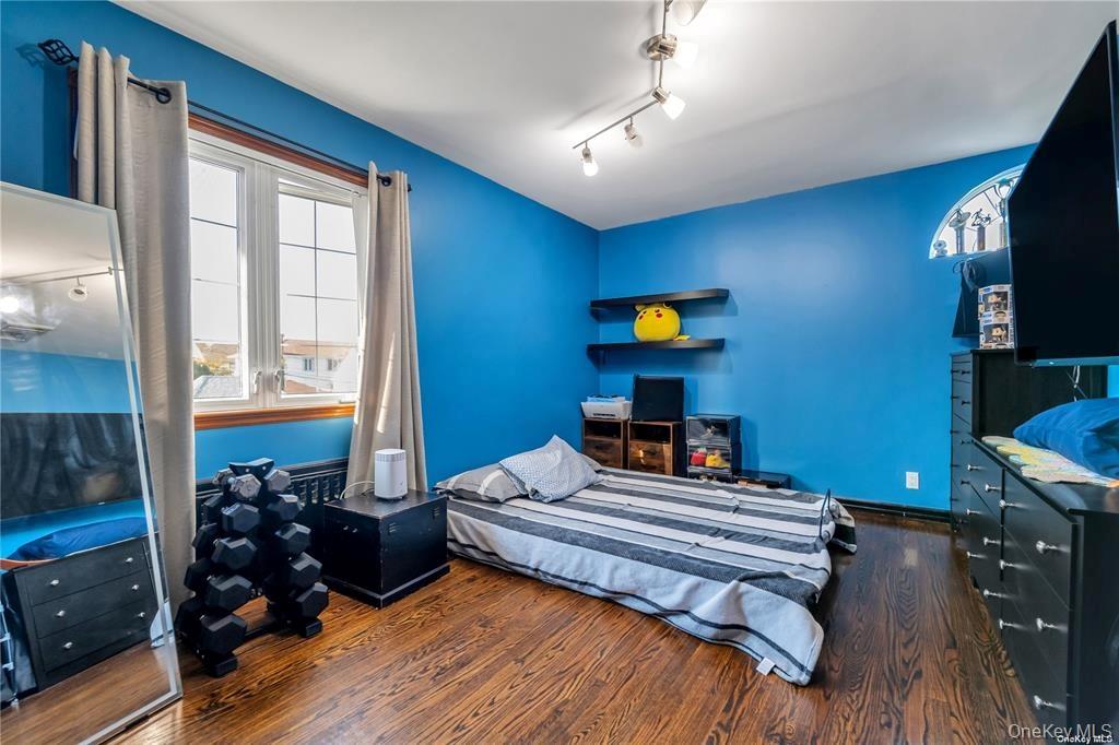 50-43 192nd Street – For Sale photo 30