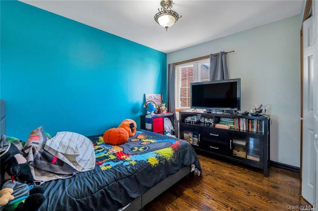 50-43 192nd Street – For Sale photo 29