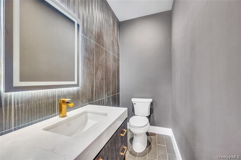 2571 Alder Avenue – For Sale photo 12